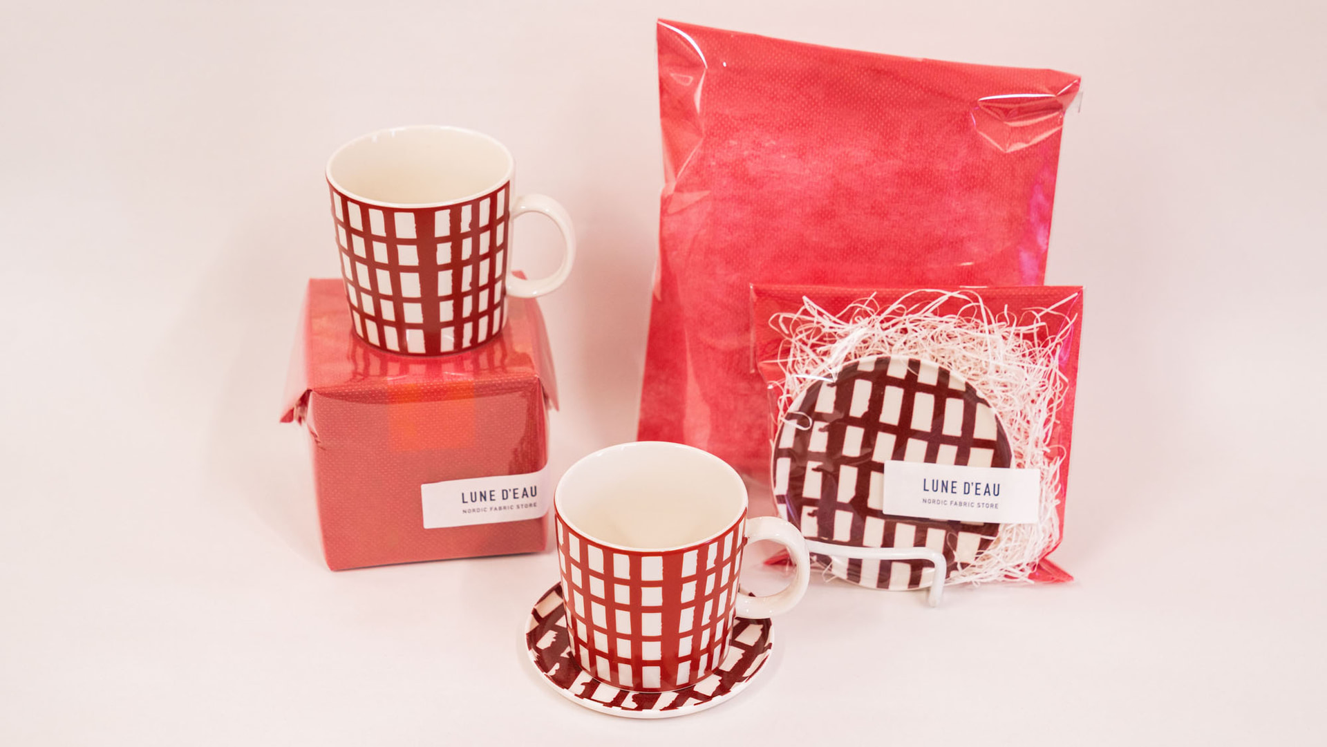 マグカップ（1650円）/コースター（858円）