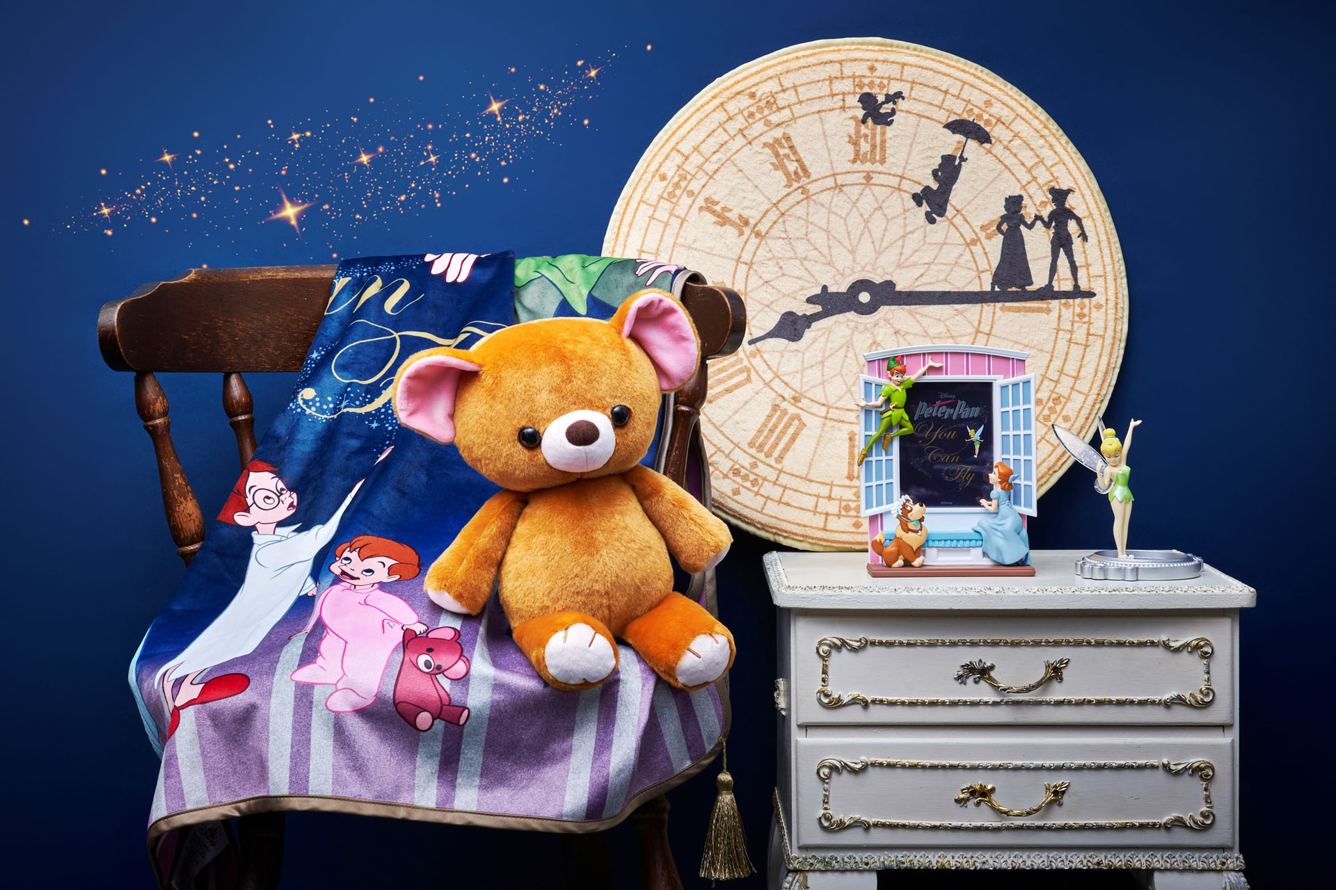 ディズニーは映画「ピーター・パン」公開70周年記念アイテムを発売する