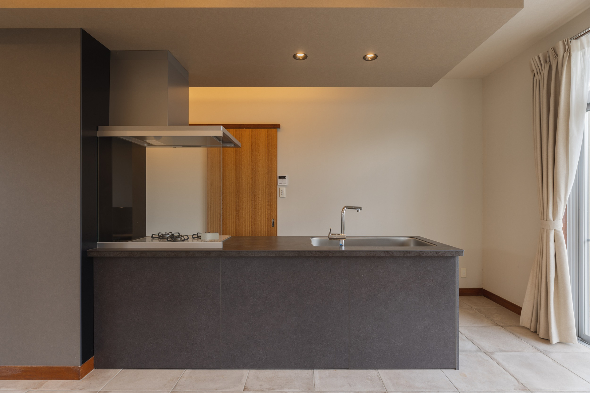 キッチンが備わる