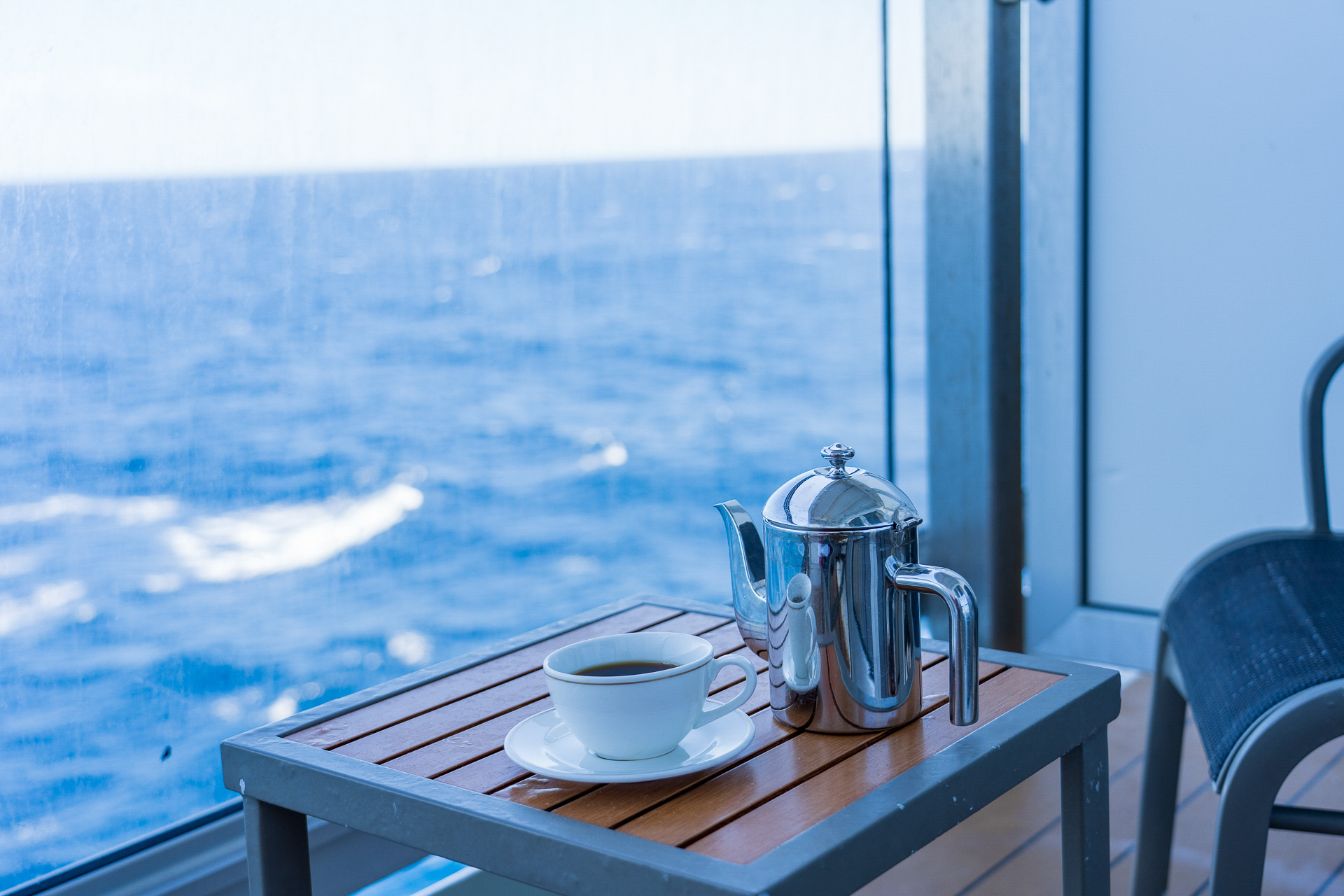 バルコニーにセットしたけれど寒過ぎて30秒で断念