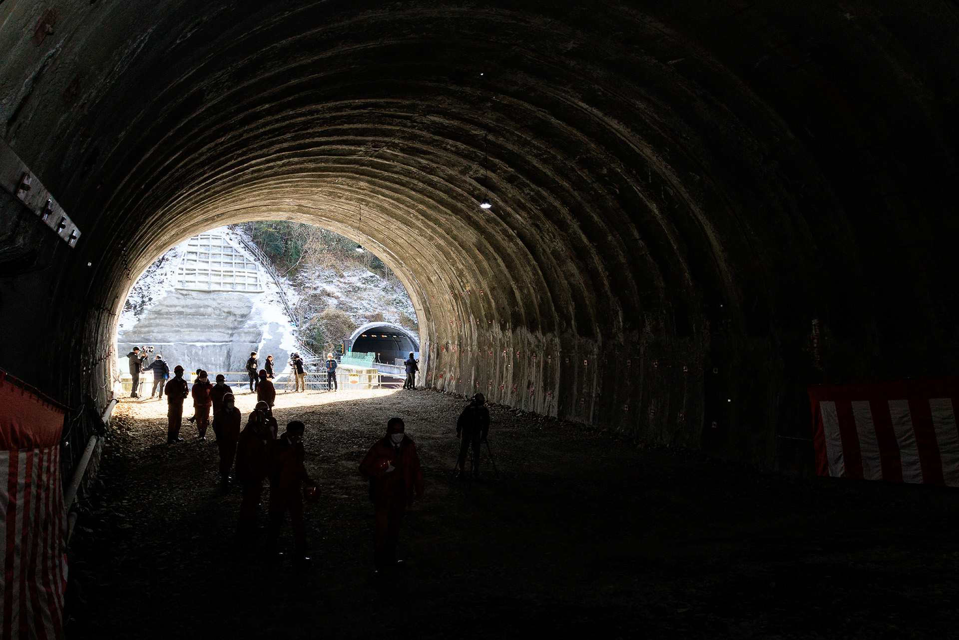貫通点から土岐JCT側抗口の眺め