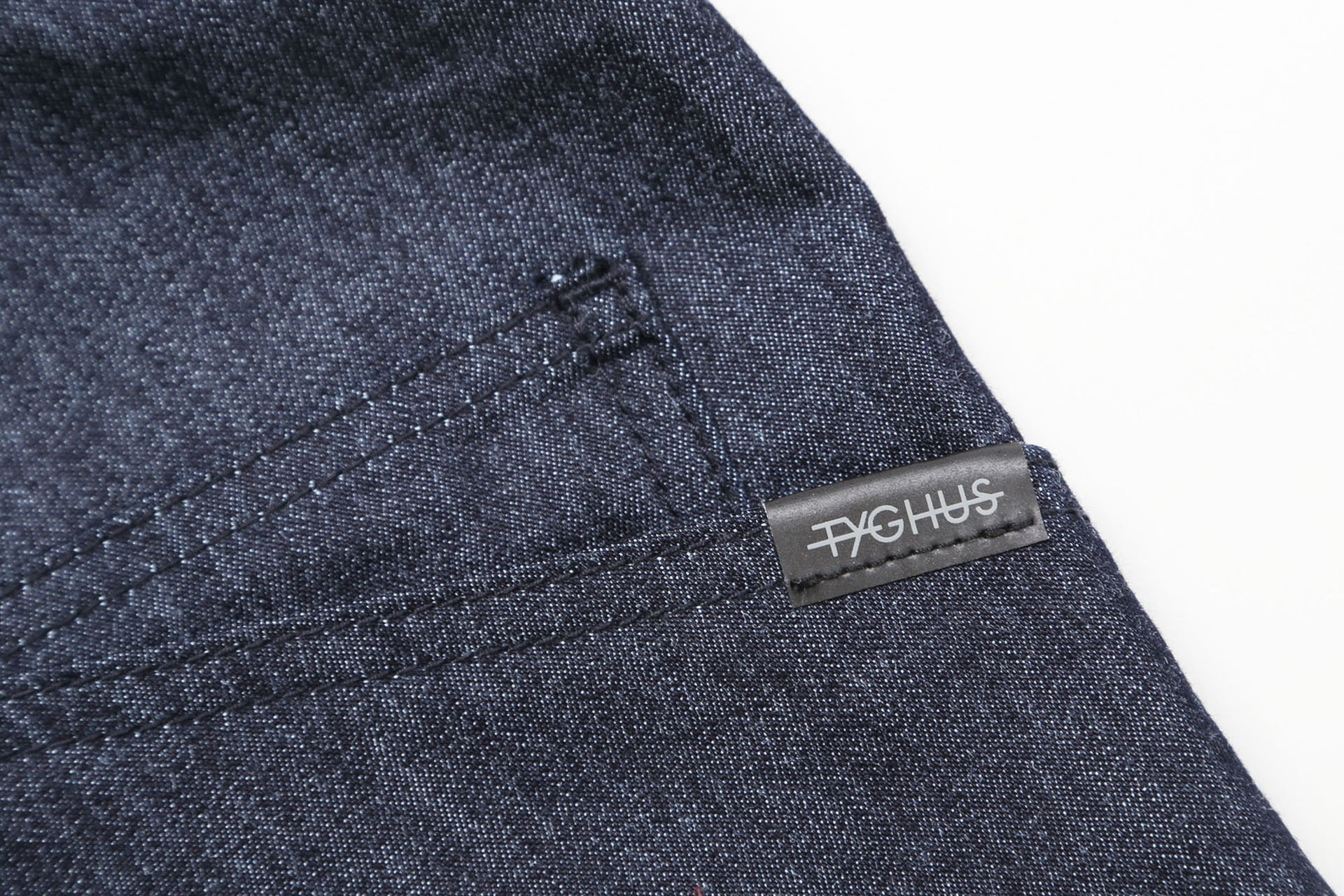 道具を収納できるガーデニングポケットを搭載