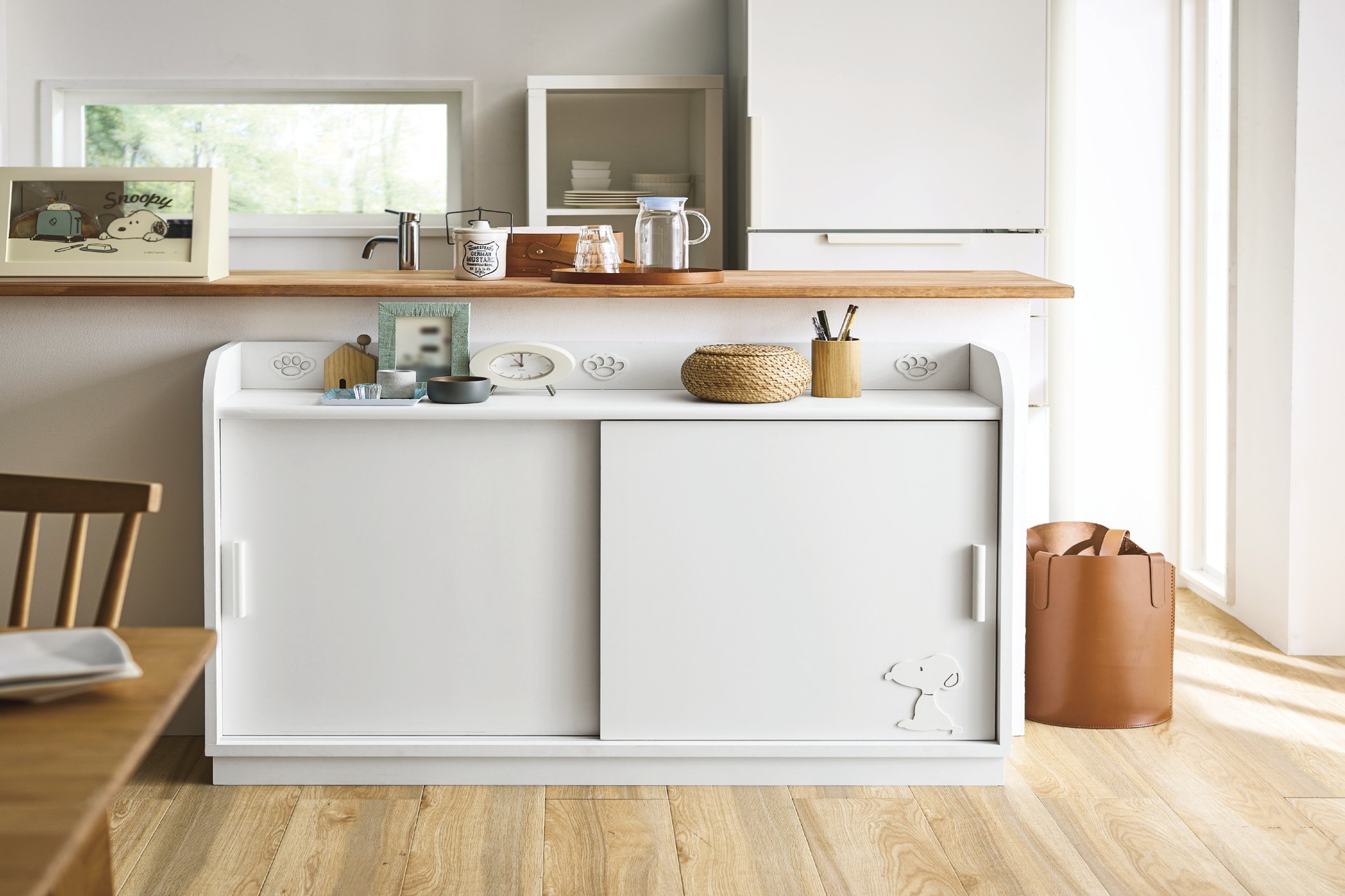 飾り棚付きカウンター下引戸キャビネット（2万9900円～3万5900円）