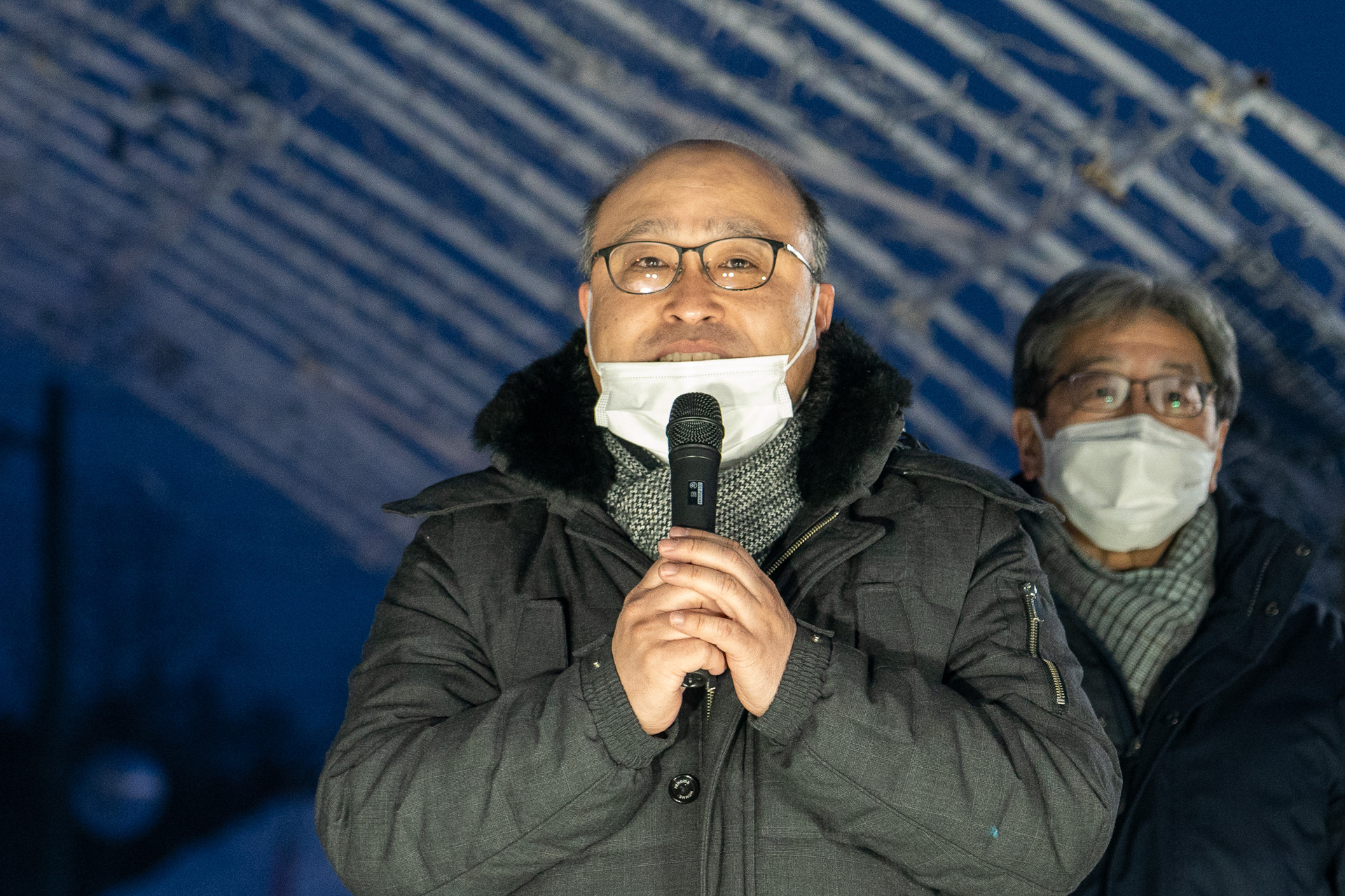 点灯式で主催者あいさつをした大空町長の松川一正氏