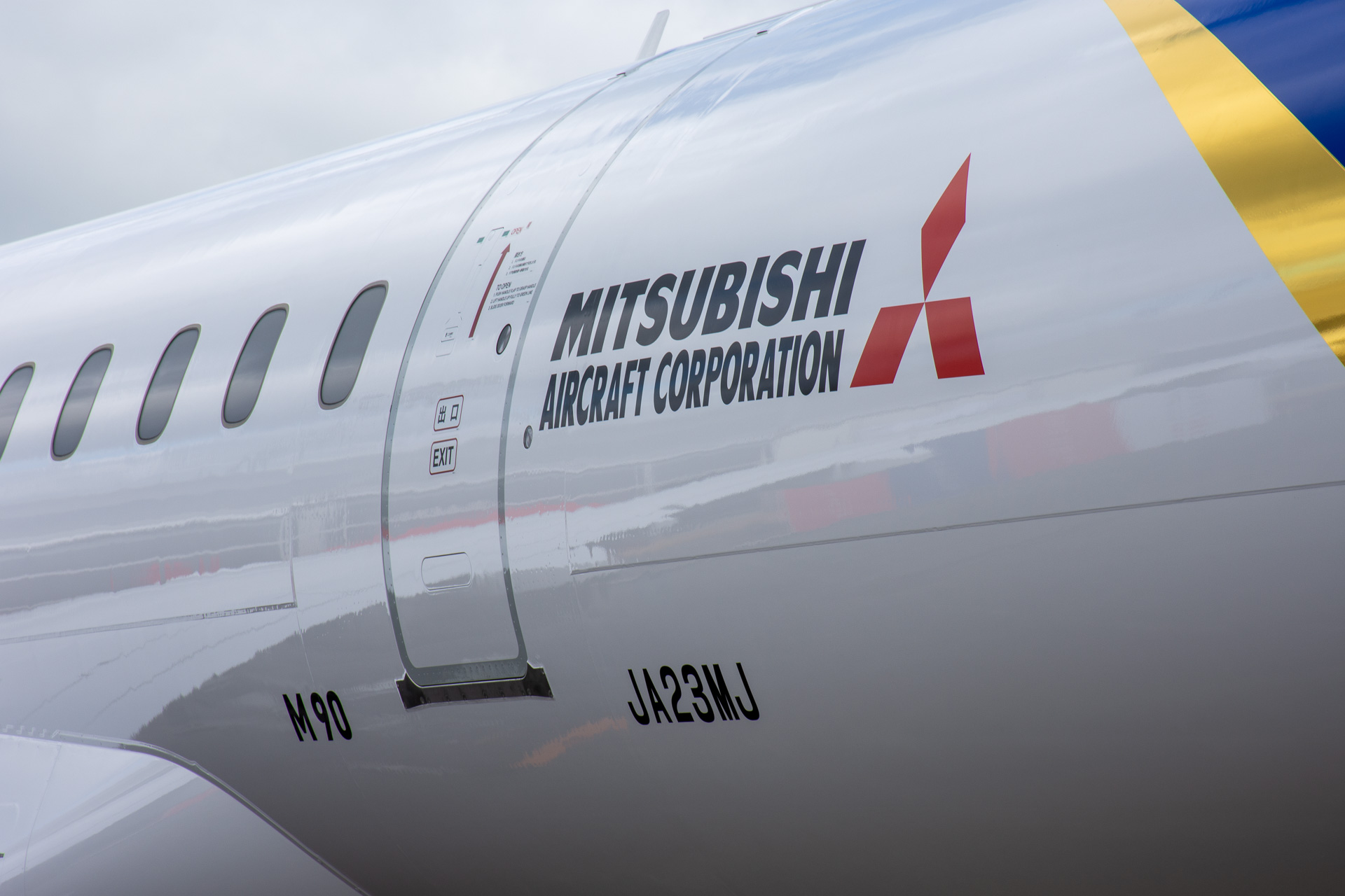 写真は2019年のパリ航空ショーにて