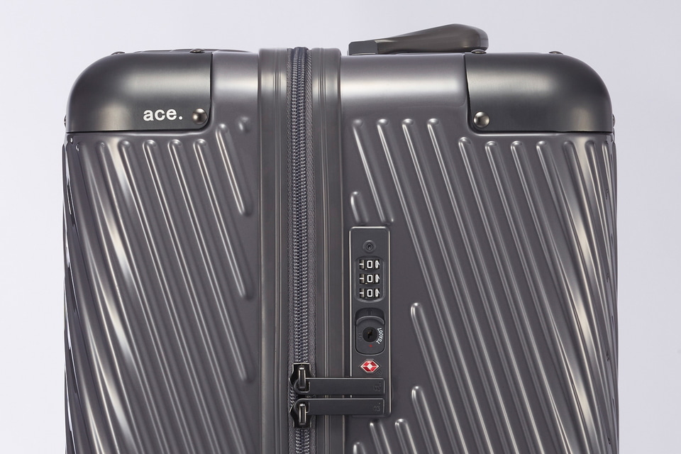 エース、軽量・耐衝撃スーツケース「アルゴナム2-Z」。ファスナー式の
