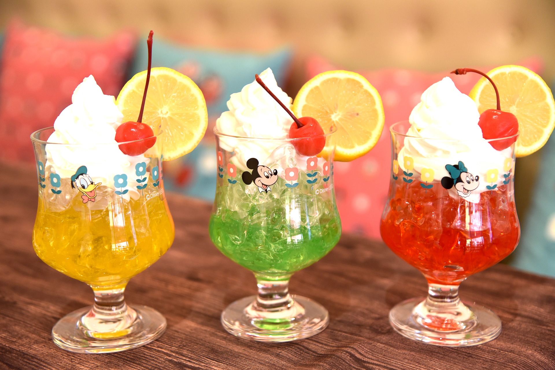 3色揃えて並べたい！「フローズンヨーグルト（ミニー/ミッキー/ドナルド）」