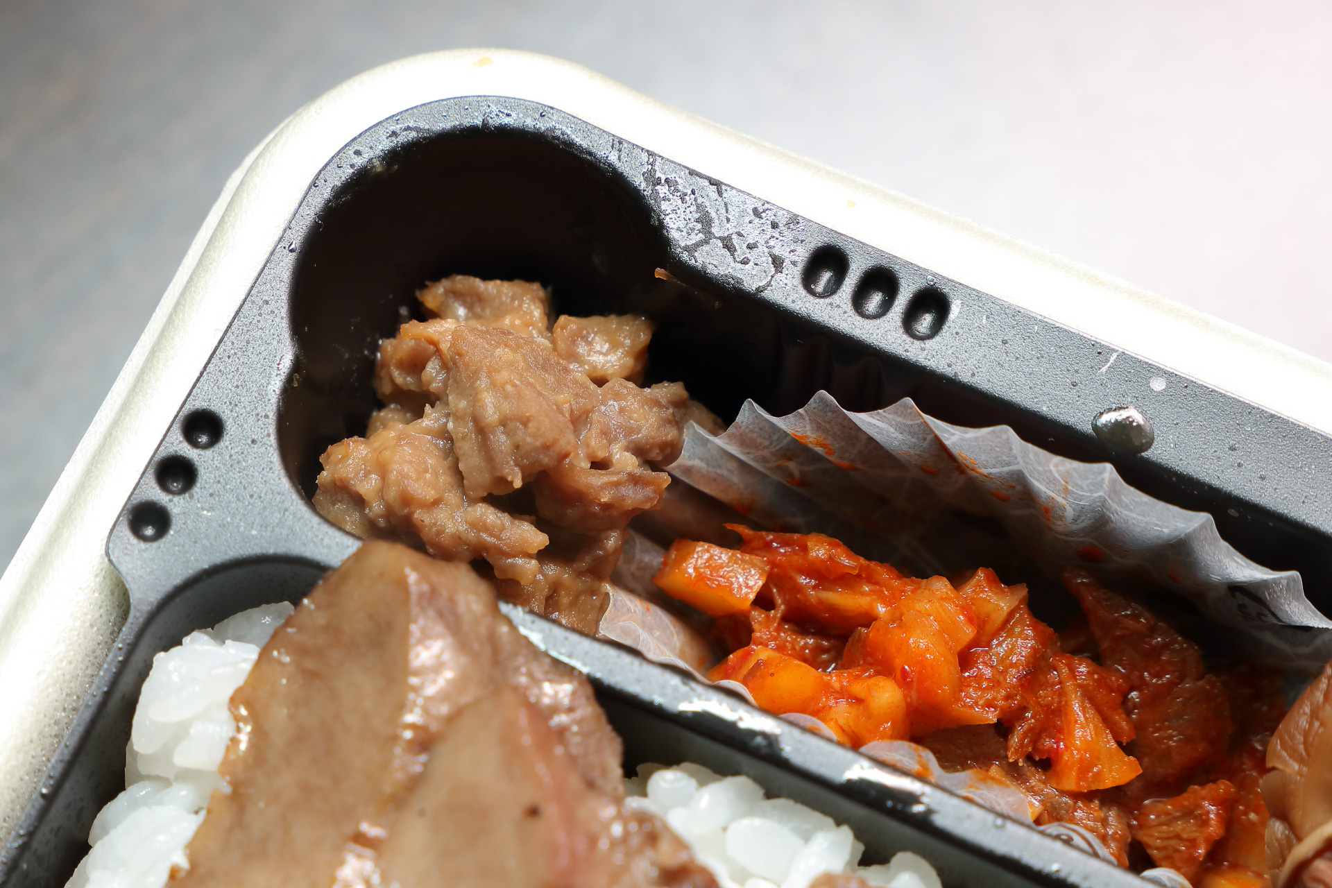 味付け牛タン＆たん辛メンマ