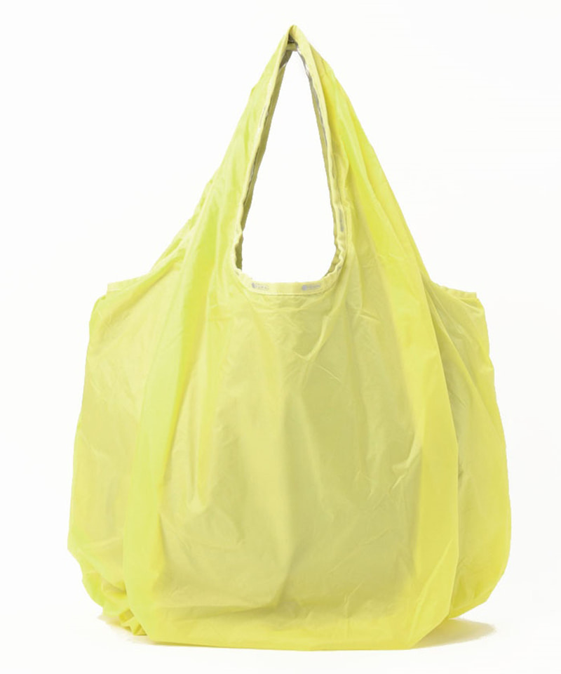 レスポートサック、超軽量「エッセンシャル」シリーズからスタイリスト