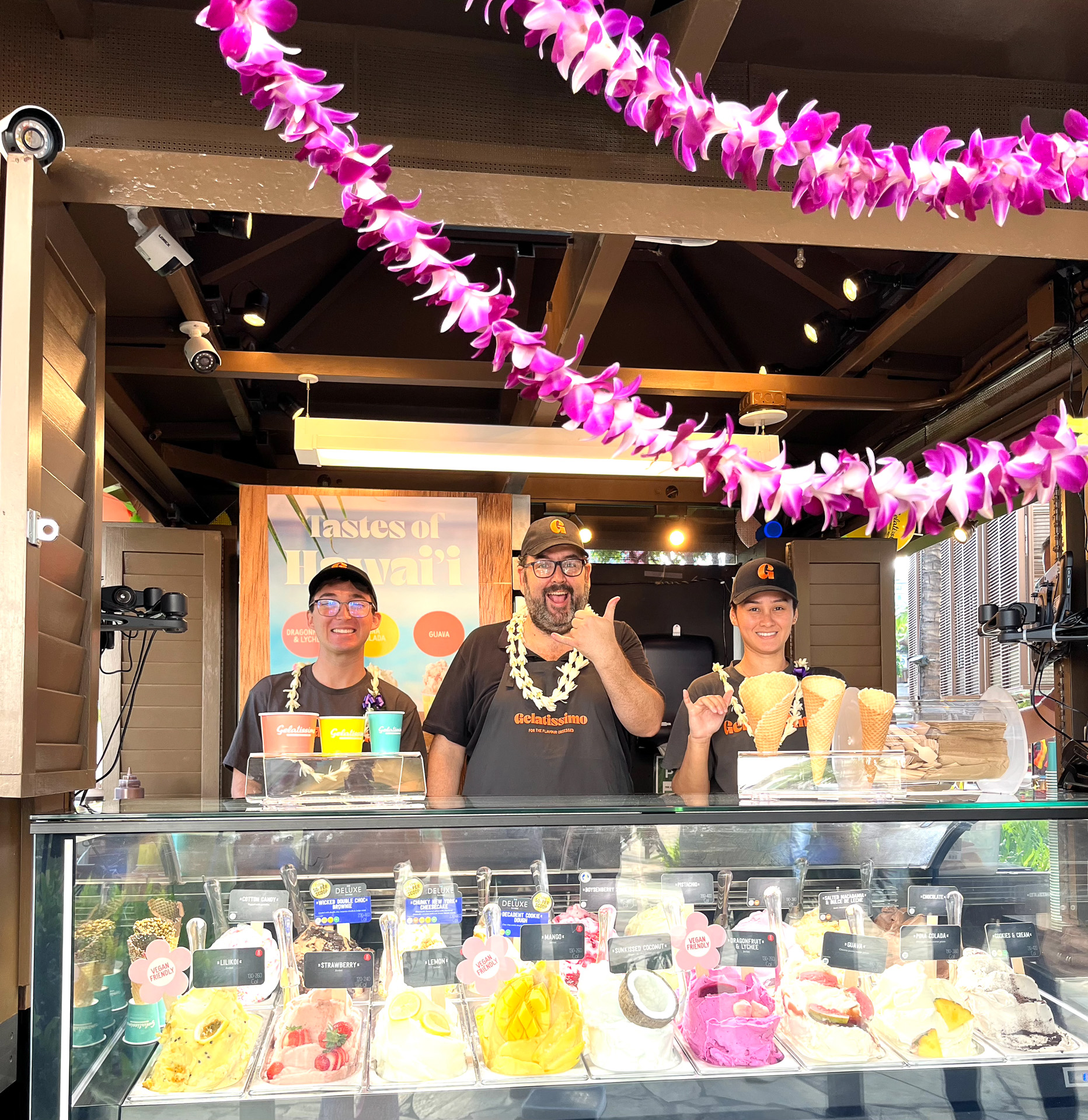 ジェラート店「ジェラティッシモ」は2022年12月にロイヤル・ハワイアン・センターのキオスクとしてグランドオープンした