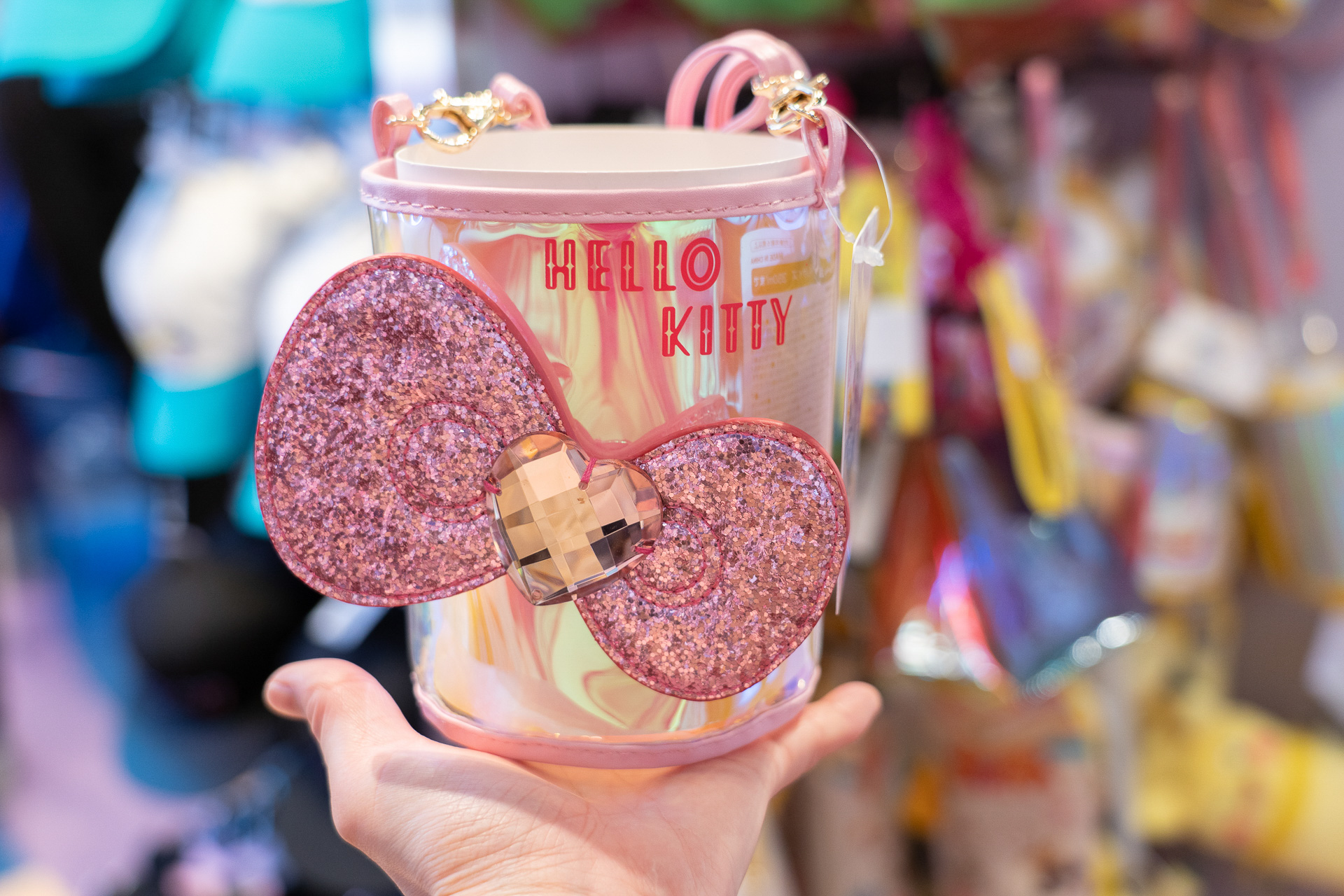 ハローキティのボトルホルダー（2900円）