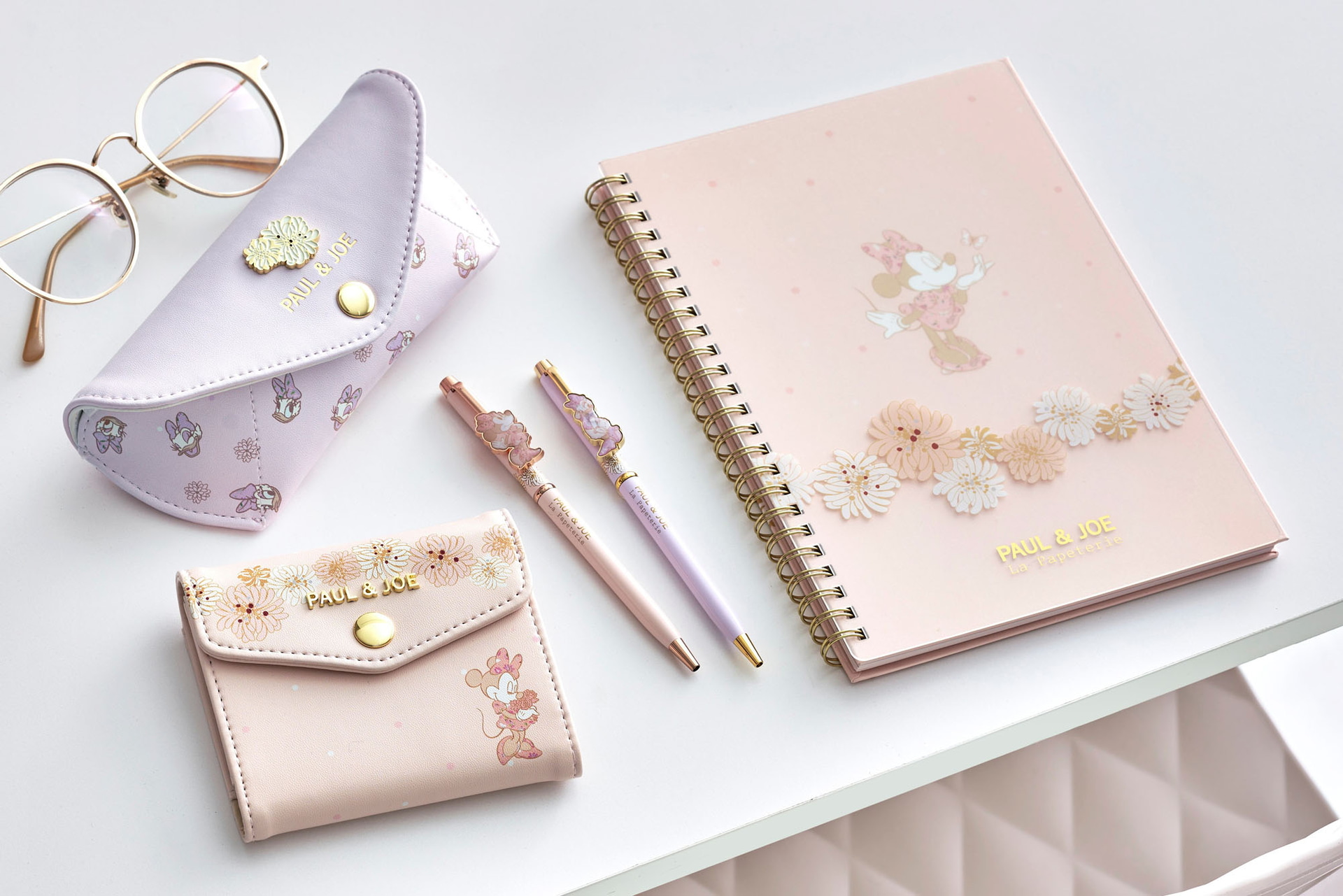 ディズニーは「PAUL＆JOE」との共同企画第2弾商品を発売する