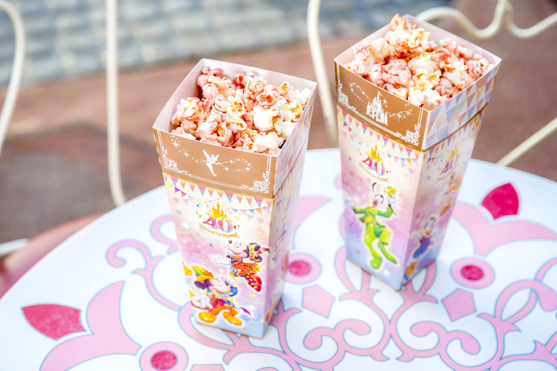 東京ディズニーリゾートは40周年アニバーサリーイベント「ドリームゴーラウンド」のスペシャルメニューを発売する