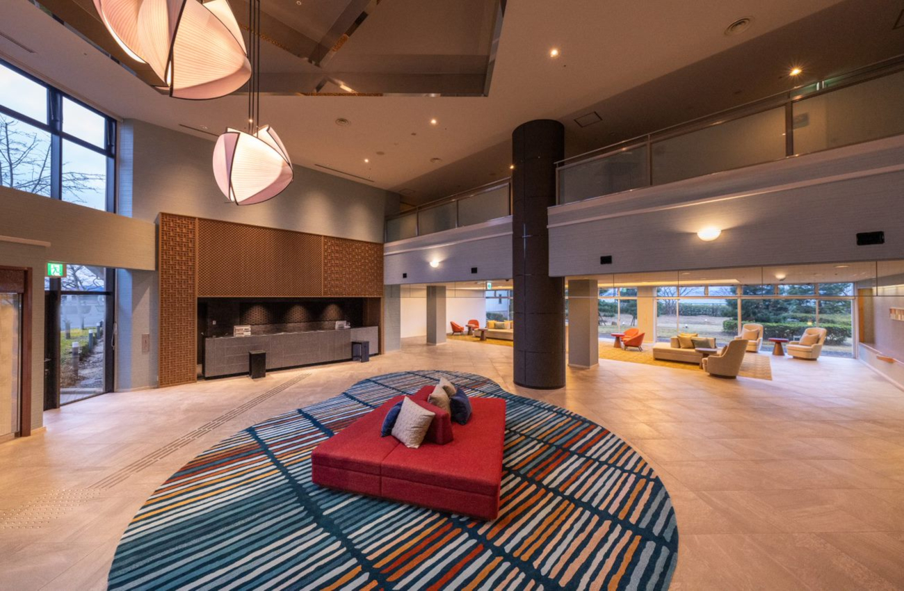 ロビーラウンジ