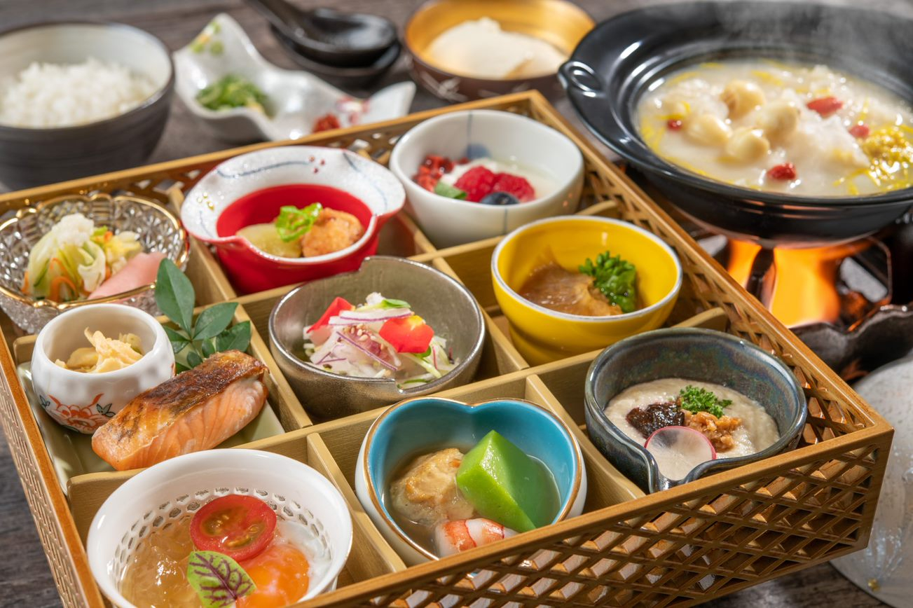 朝食メニューの例