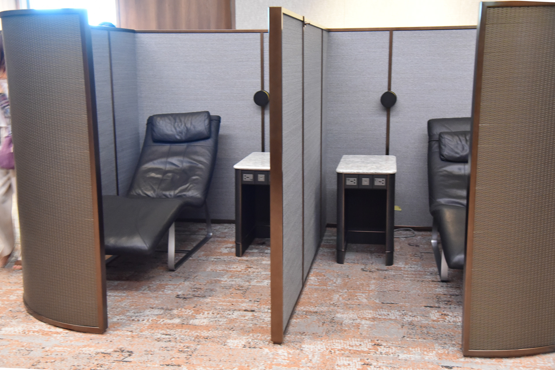 一眠りしたいときは専用スペースで仮眠も取れます