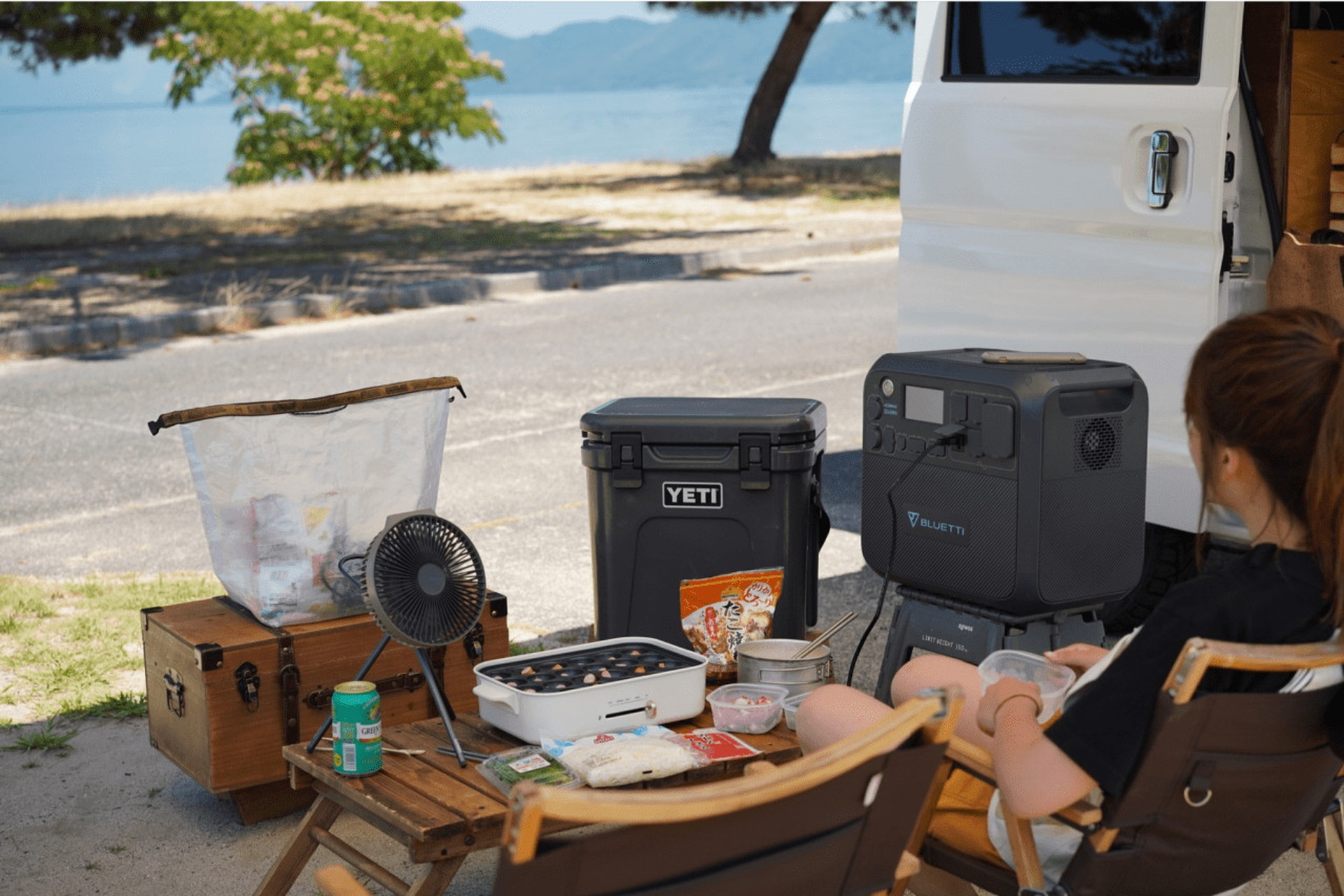 ポータブル電源 AC200MAX