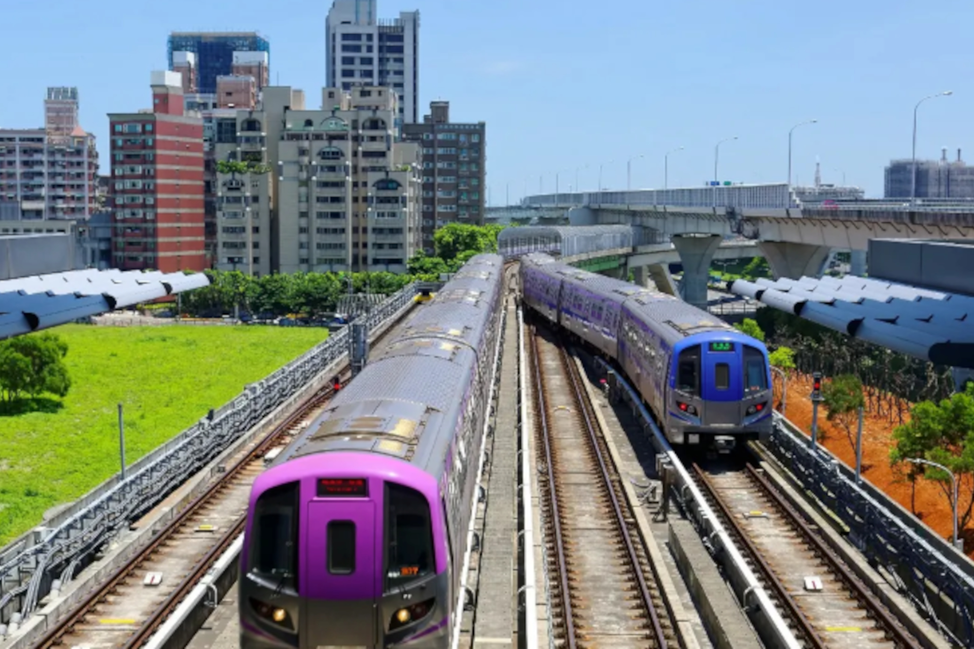 桃園空港MRTに乗ってショッピング