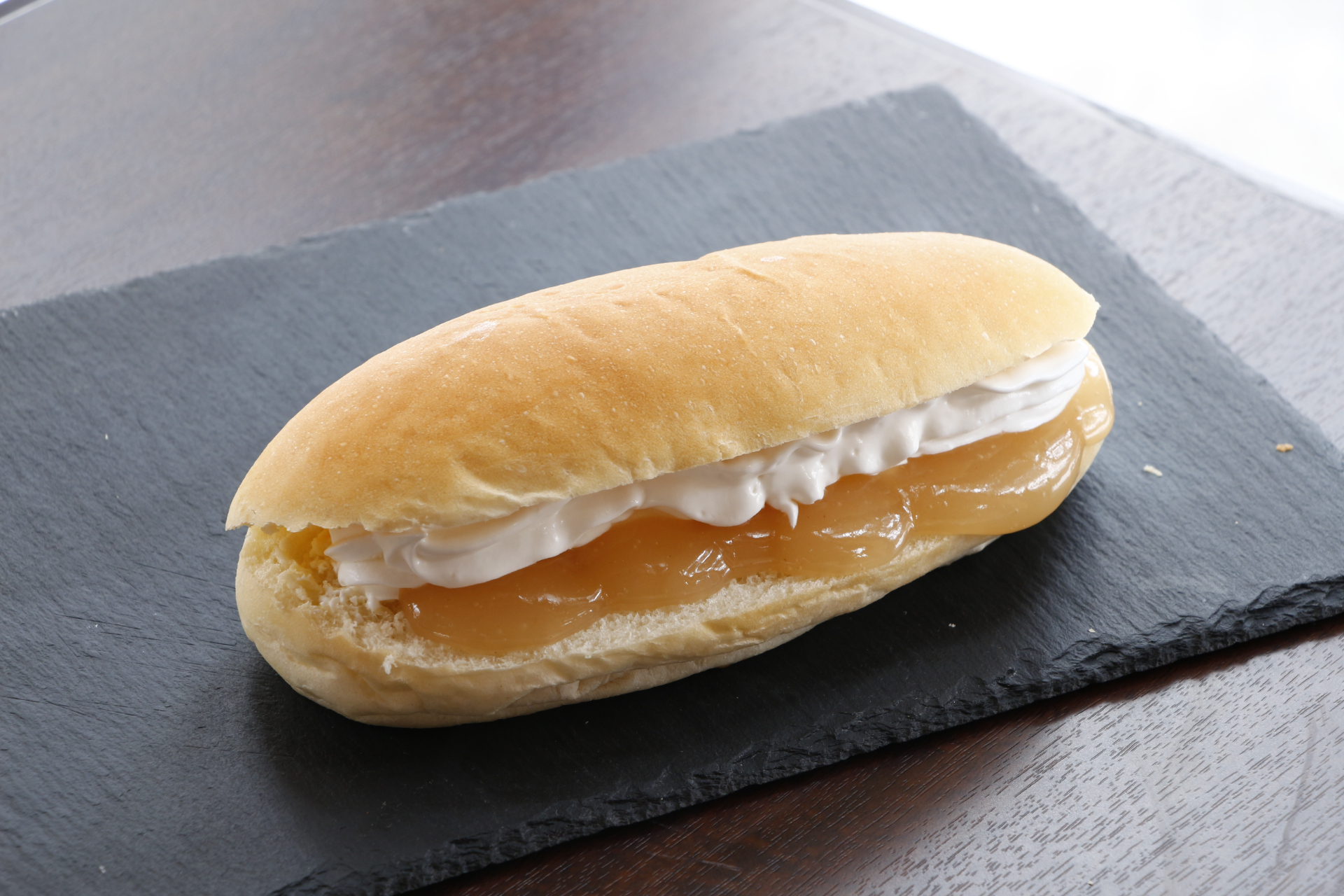 こっぺぱん「山梨県産桃バター」