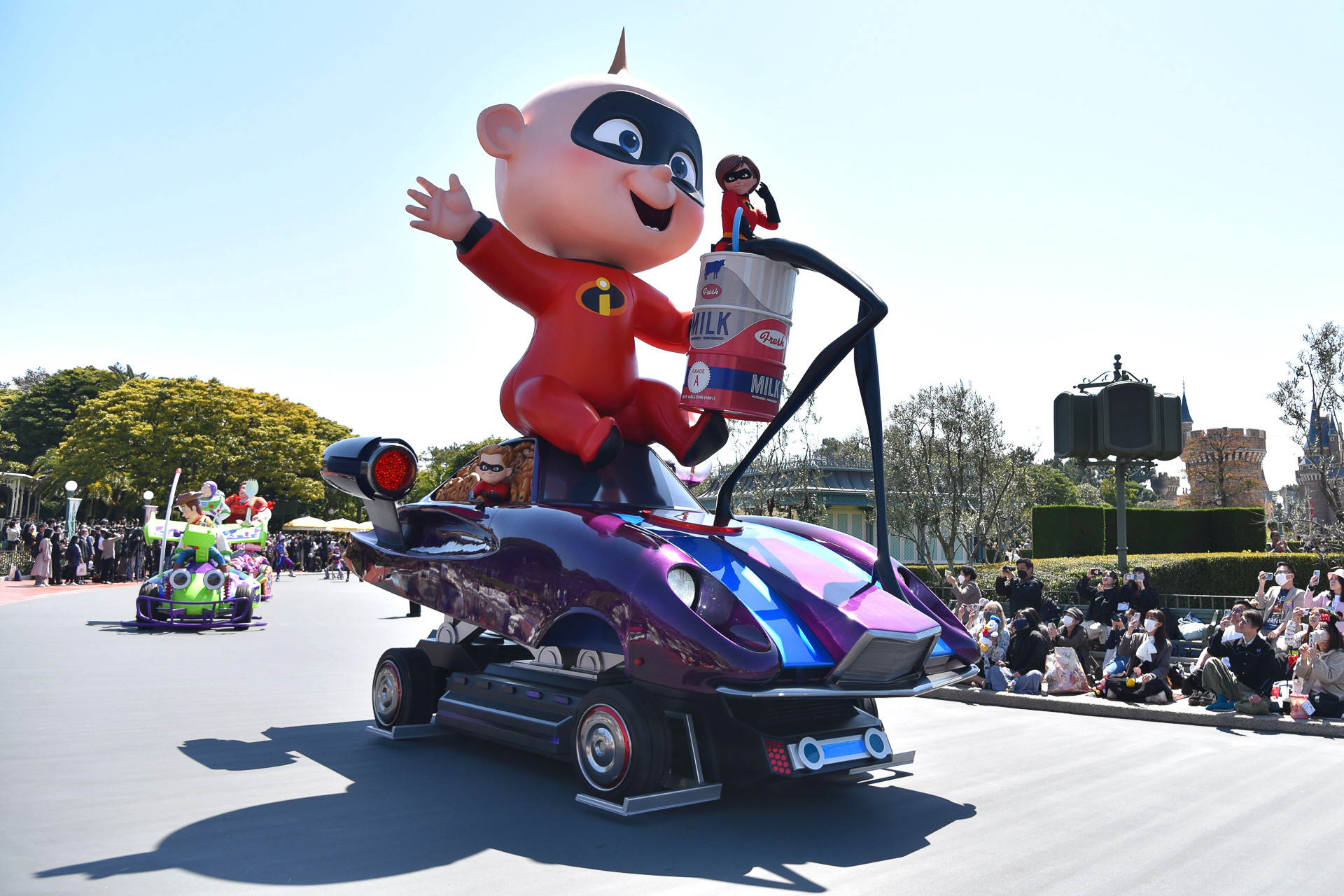 スーパーパワーを持ってしても赤ちゃんにはかないませんよね