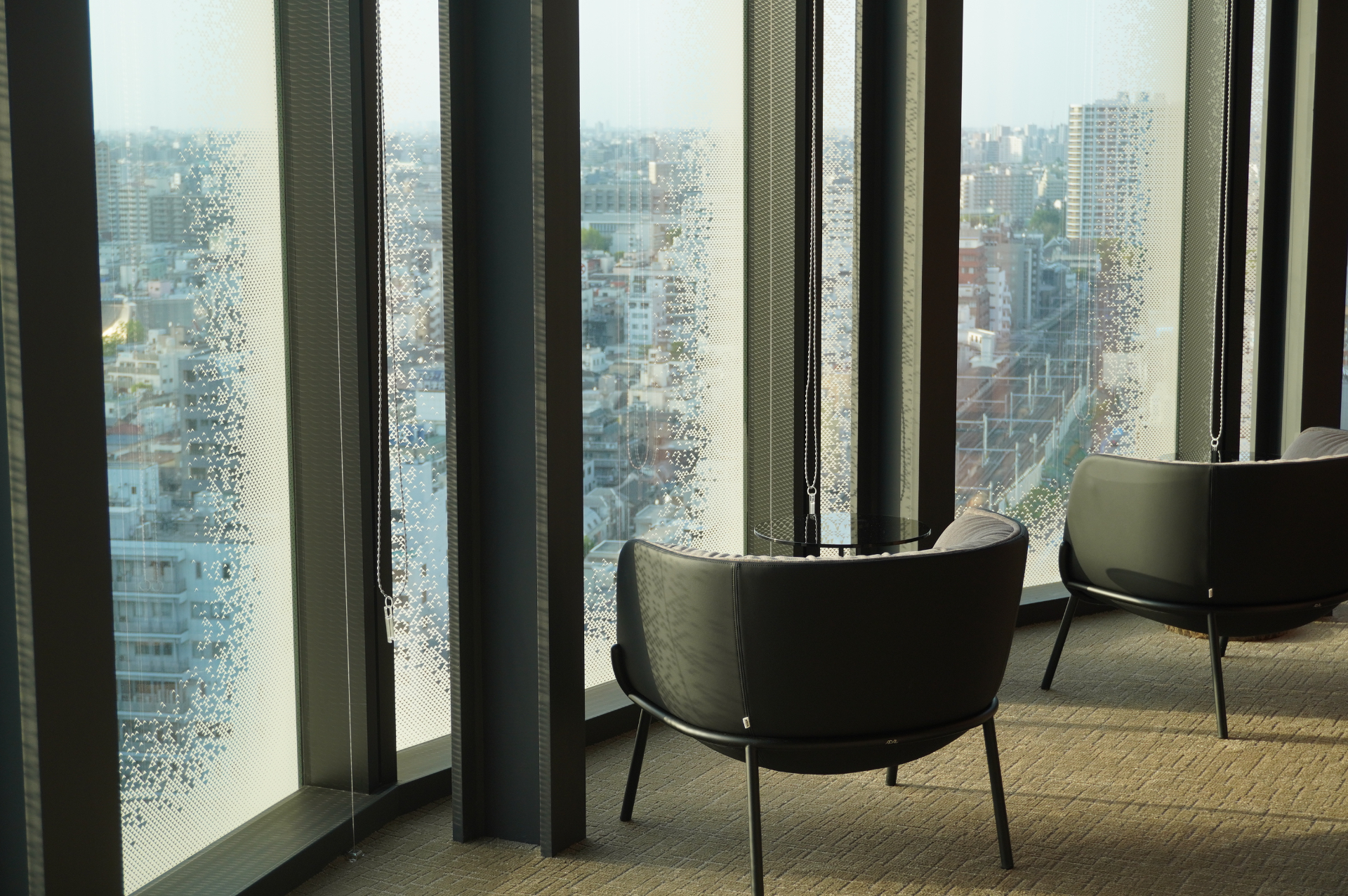 クラスSチケット購入者だけが利用できるプレミアムラウンジ「OVERTURE」は10階に開設