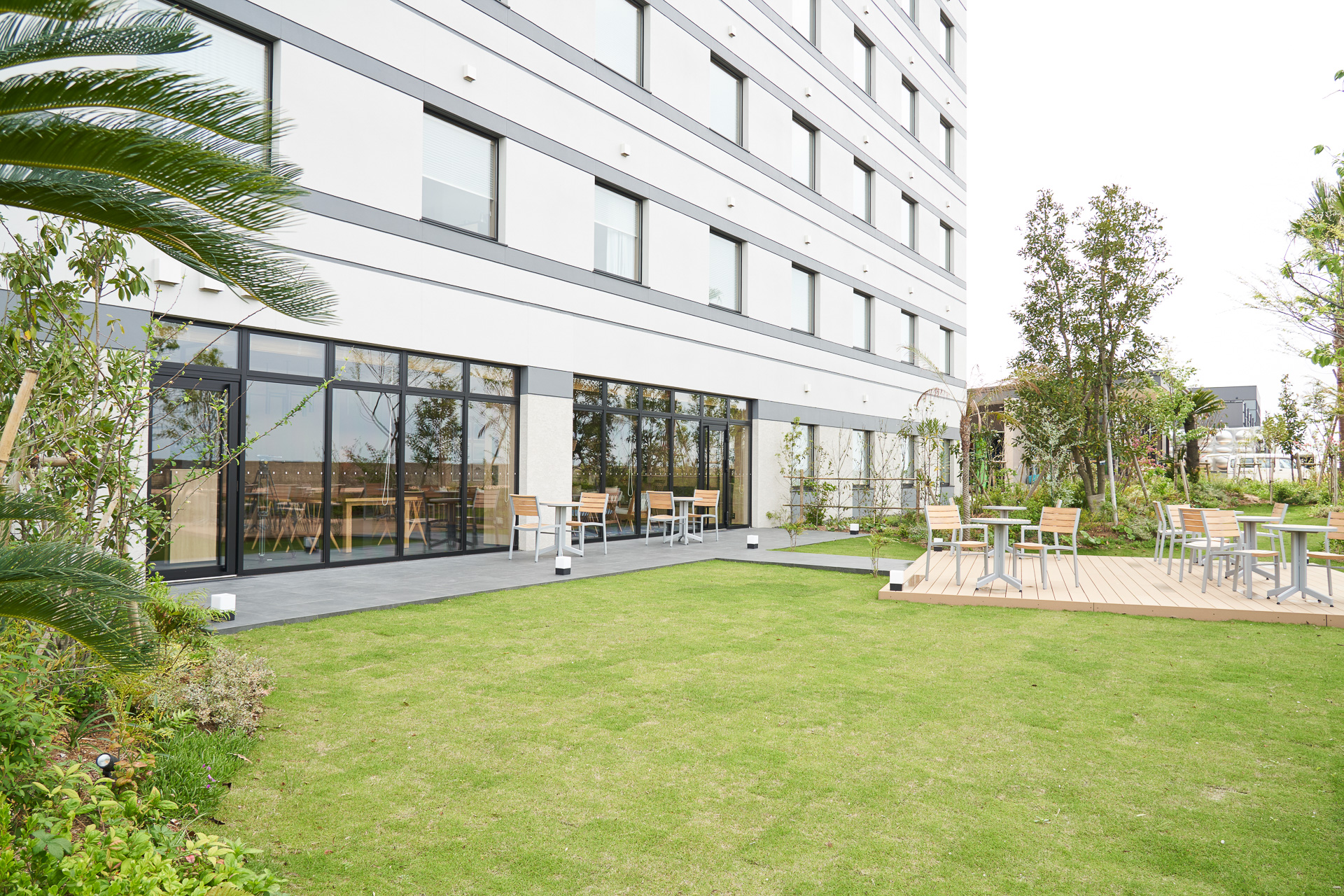 デッキスペースなど