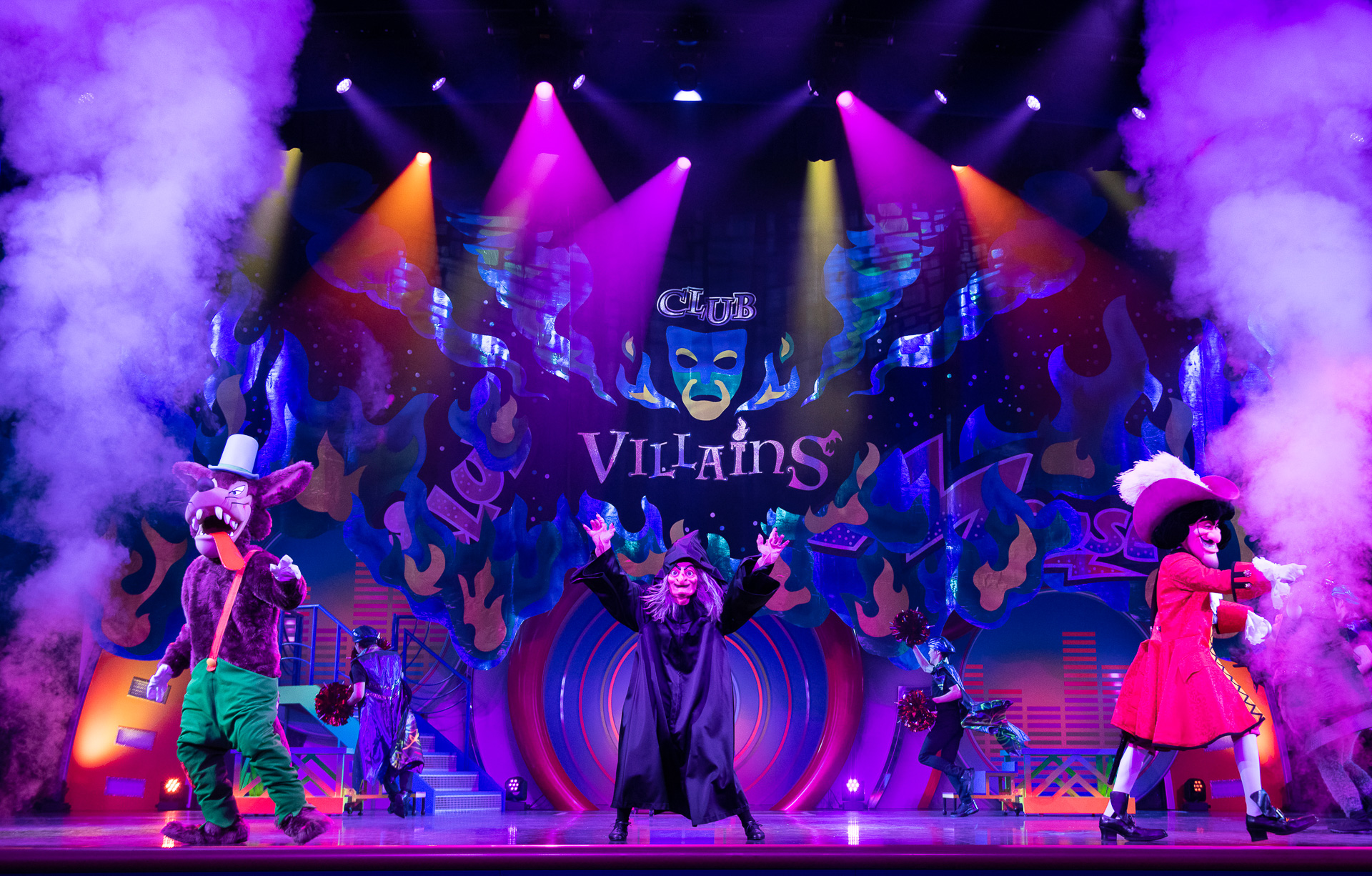 ヴィランズたちも登場！　ポップな要素をプラスしたダークさに釘付け