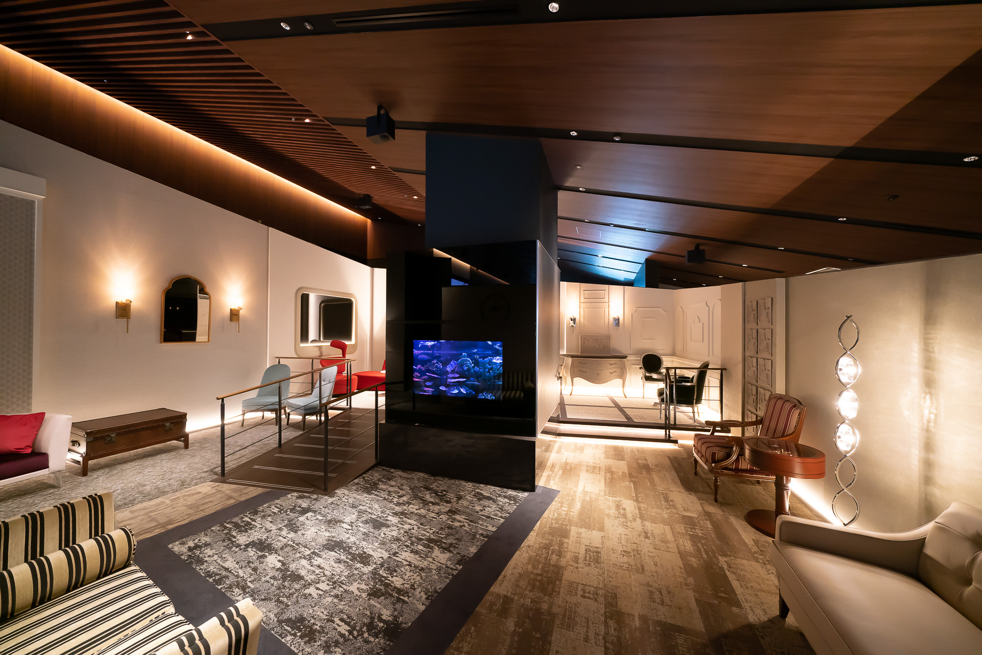 ラウンジにはプライベート感のあるスペースもある