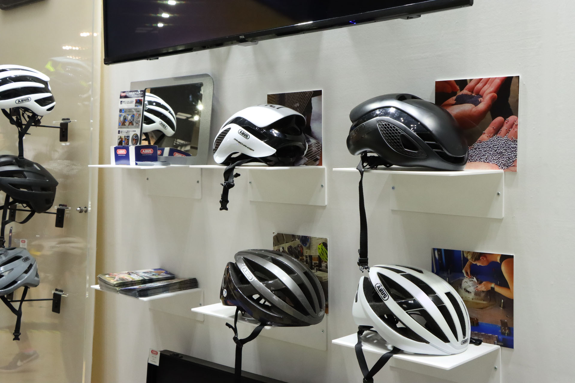 頑丈さが売りのABUSはヘルメットも展開している