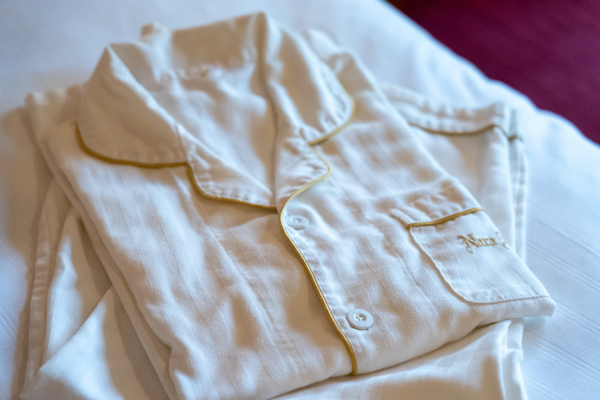 肌触りのよいナイトウェアはホテルショップで販売も