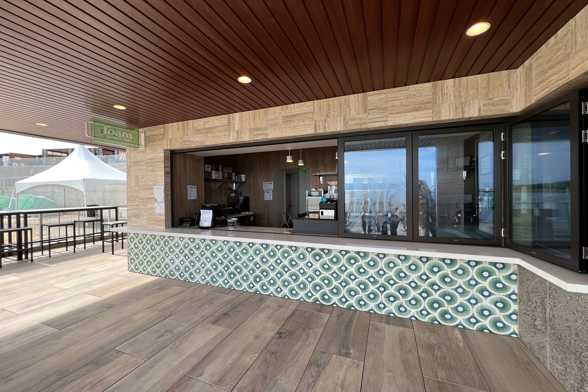 フォームコーヒー＆バー