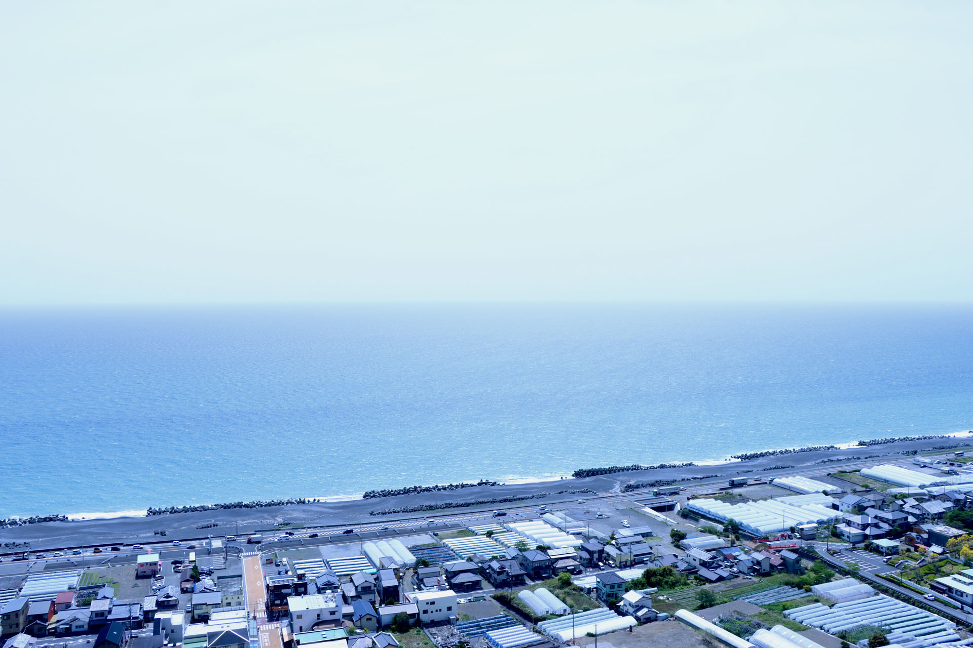 徒歩で下山した