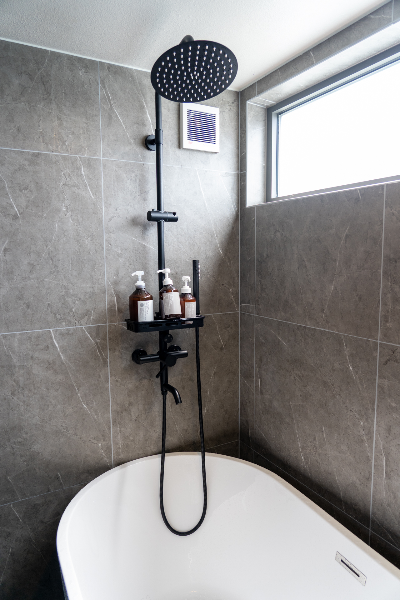 バスタブも。このレインシャワーがGood