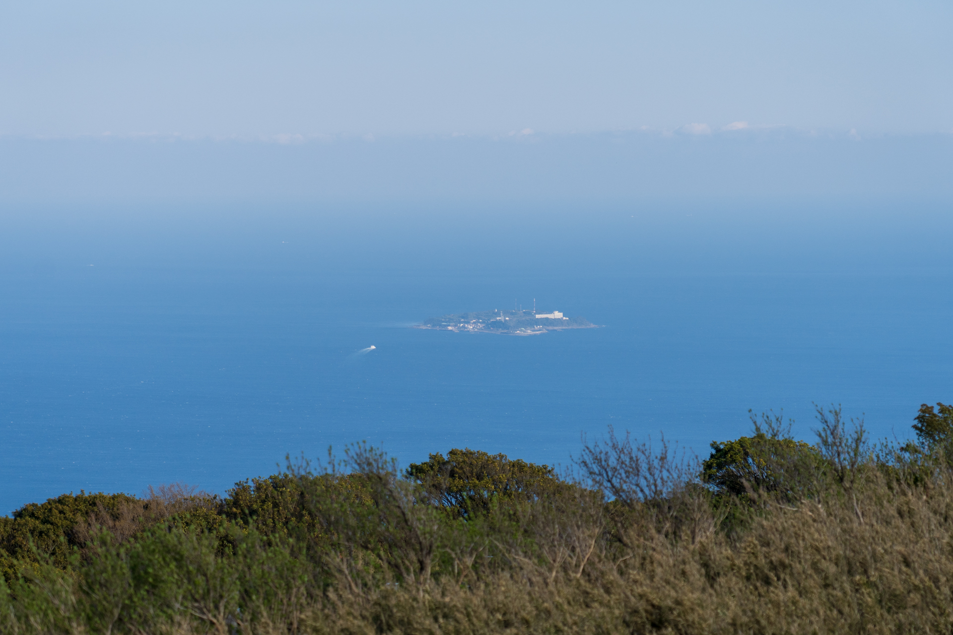 PICA初島がある初島も見えました