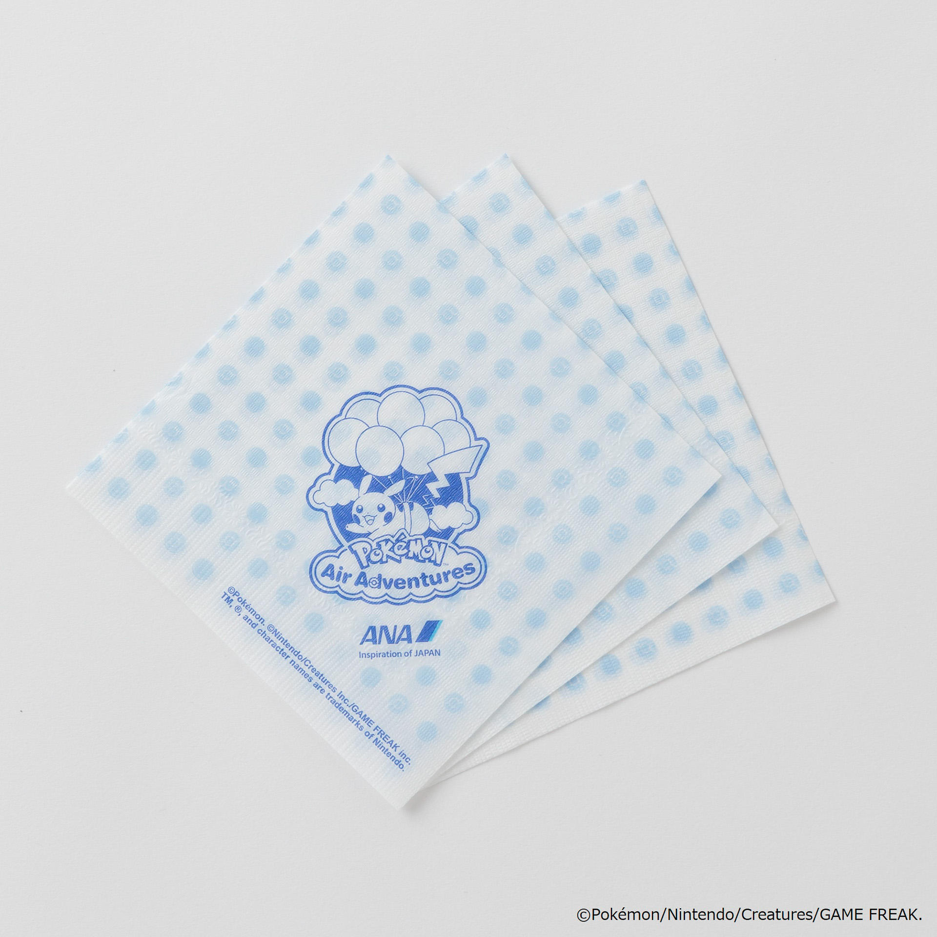 機内サービスで使用するカクテルナプキン