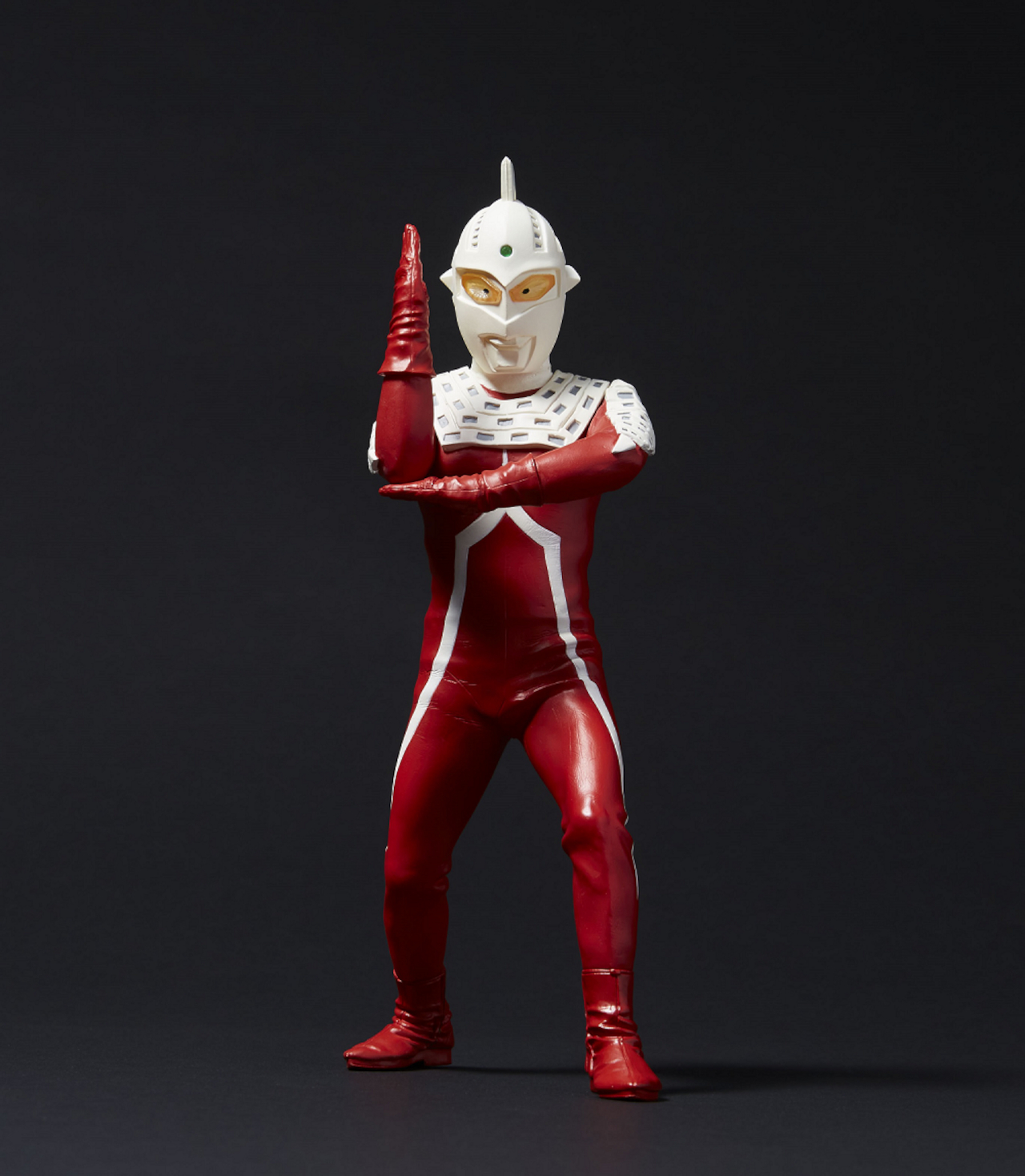 「ウルトラセブンフィギュア55周年記念JALカラーVer.（ワイドショットポーズ）」を限定発売