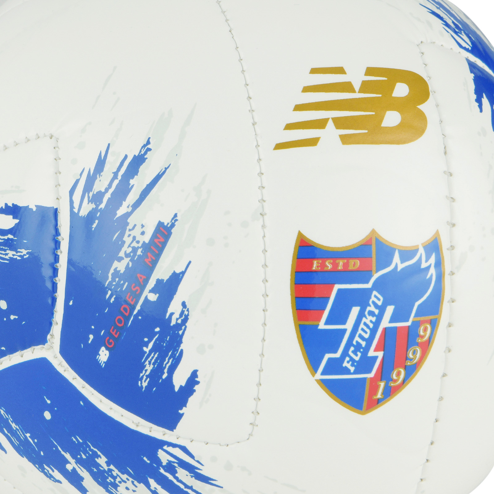 1号球「FC東京ミニボール」（1980円）