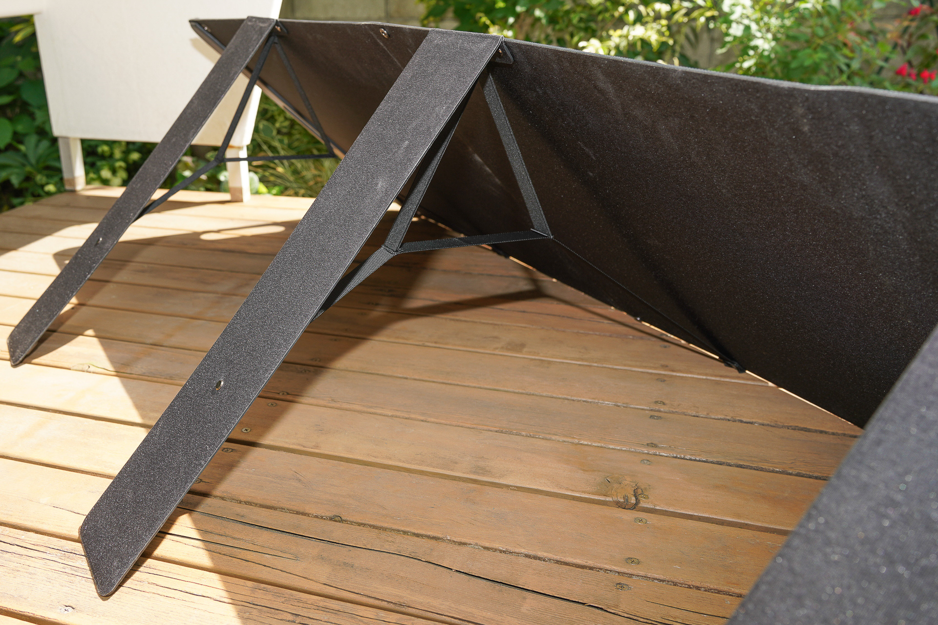 キックスタンドで角度をつける