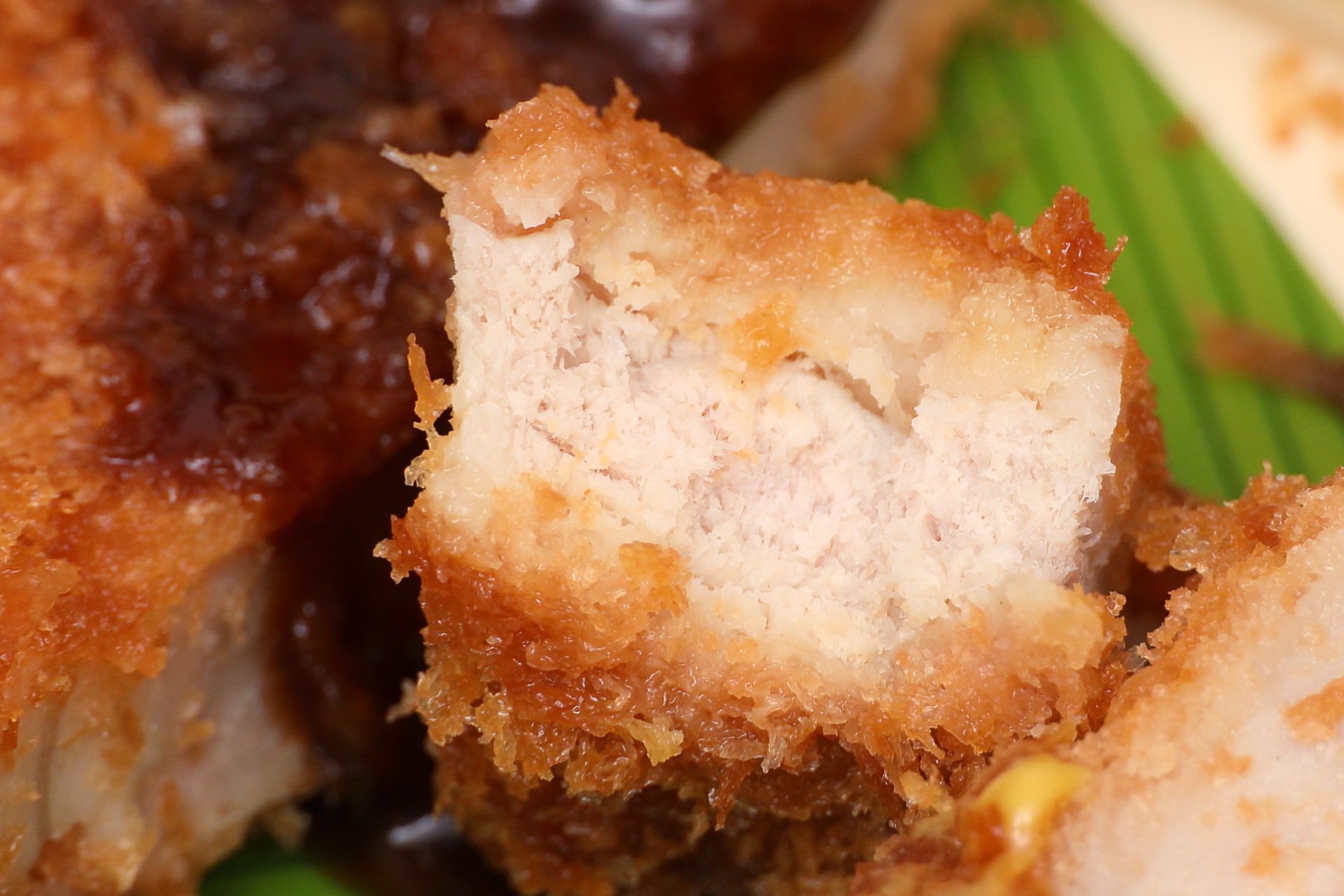 写真では分かりにくいのですが芯はうっすらピンク色