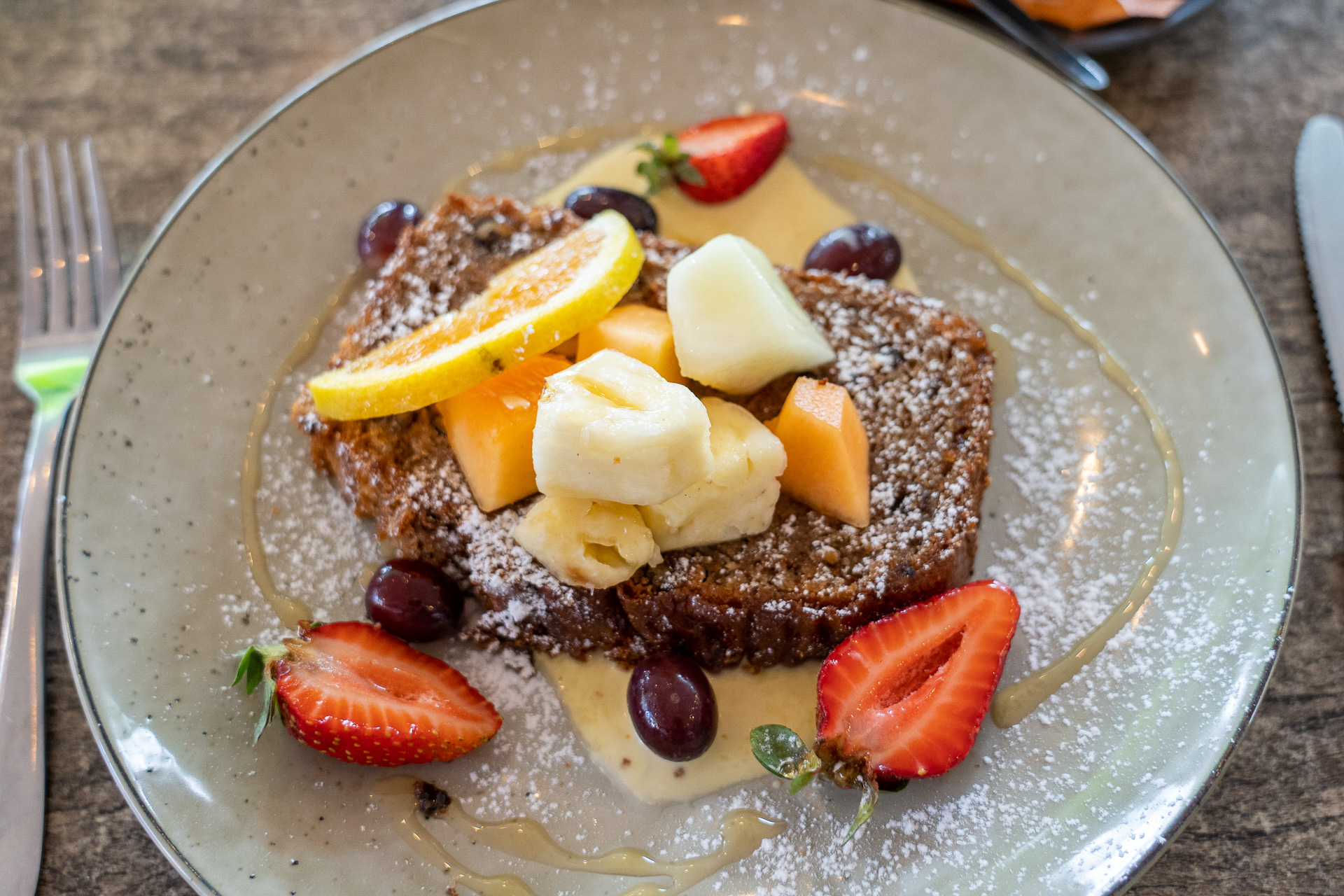 粋なネーミングの「SEXY BANANA BREAD」をオーダー。20オーストラリアドル（約1800円、1A＄＝90円換算）