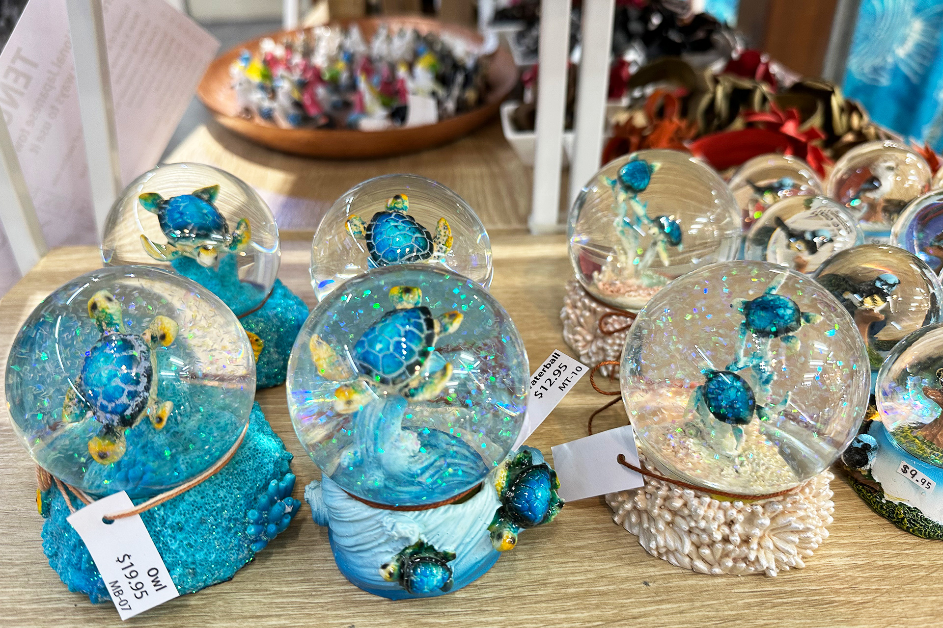 雑貨やリゾートウェア、アボリジナルアートのグッズ、オーストラリアの特産品など