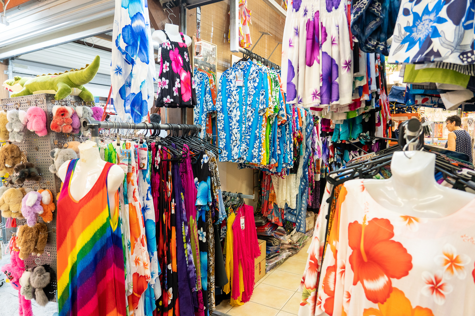 雑貨やリゾートウェア、アボリジナルアートのグッズ、オーストラリアの特産品など
