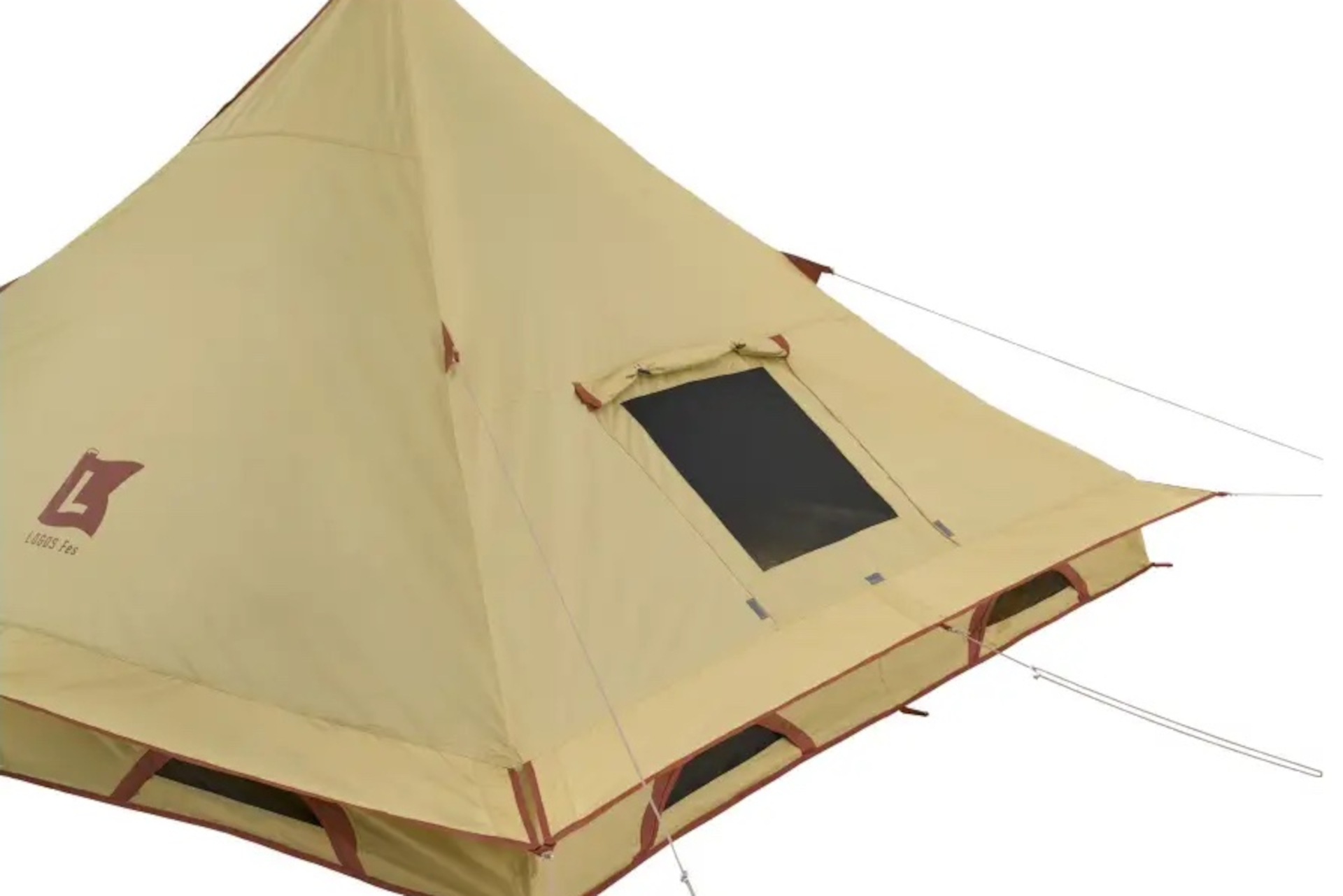 フライシート下部にはベンチレーションを装備