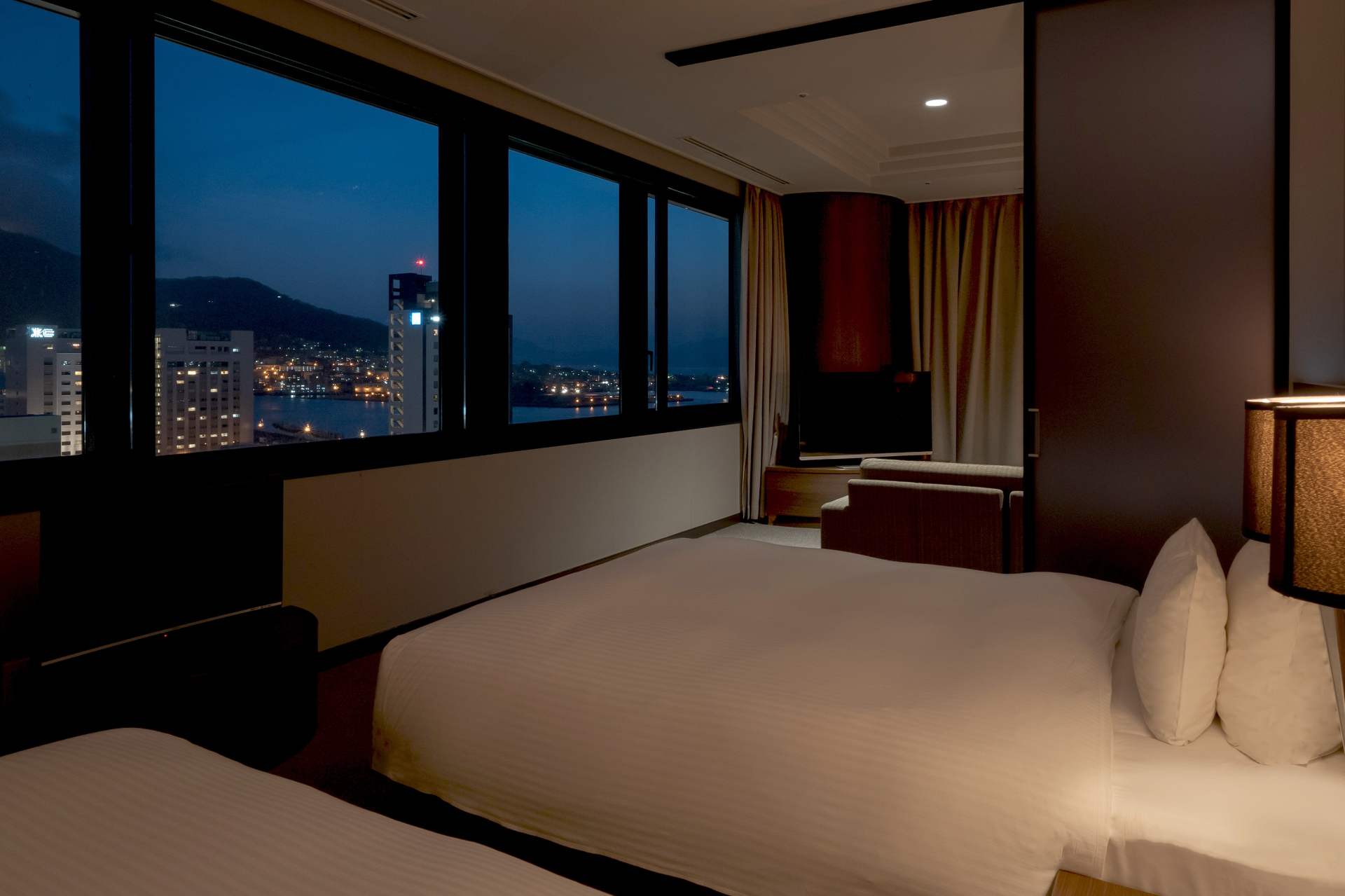 プレミアルーム「夜景スイート」46m<span class="em sup">2</span>