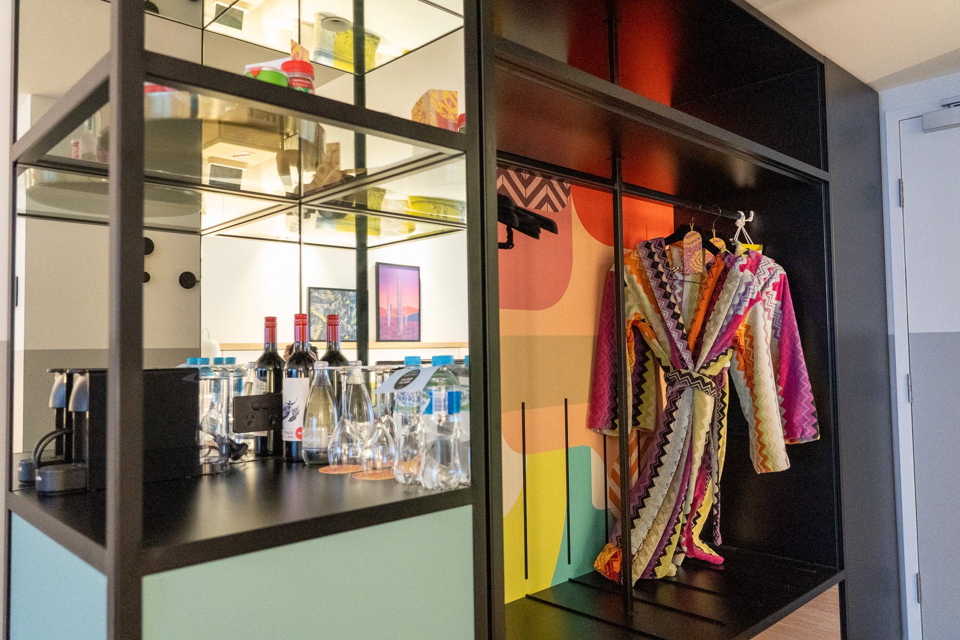 カラフルなバスローブ