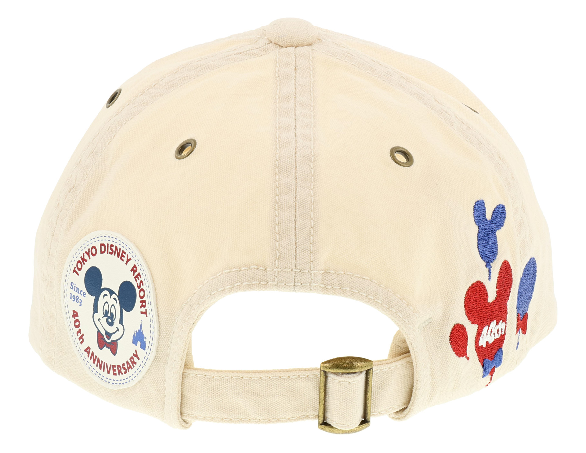 キャップ〈CONVERSE〉（4500円）。サイズは54cmと57cm