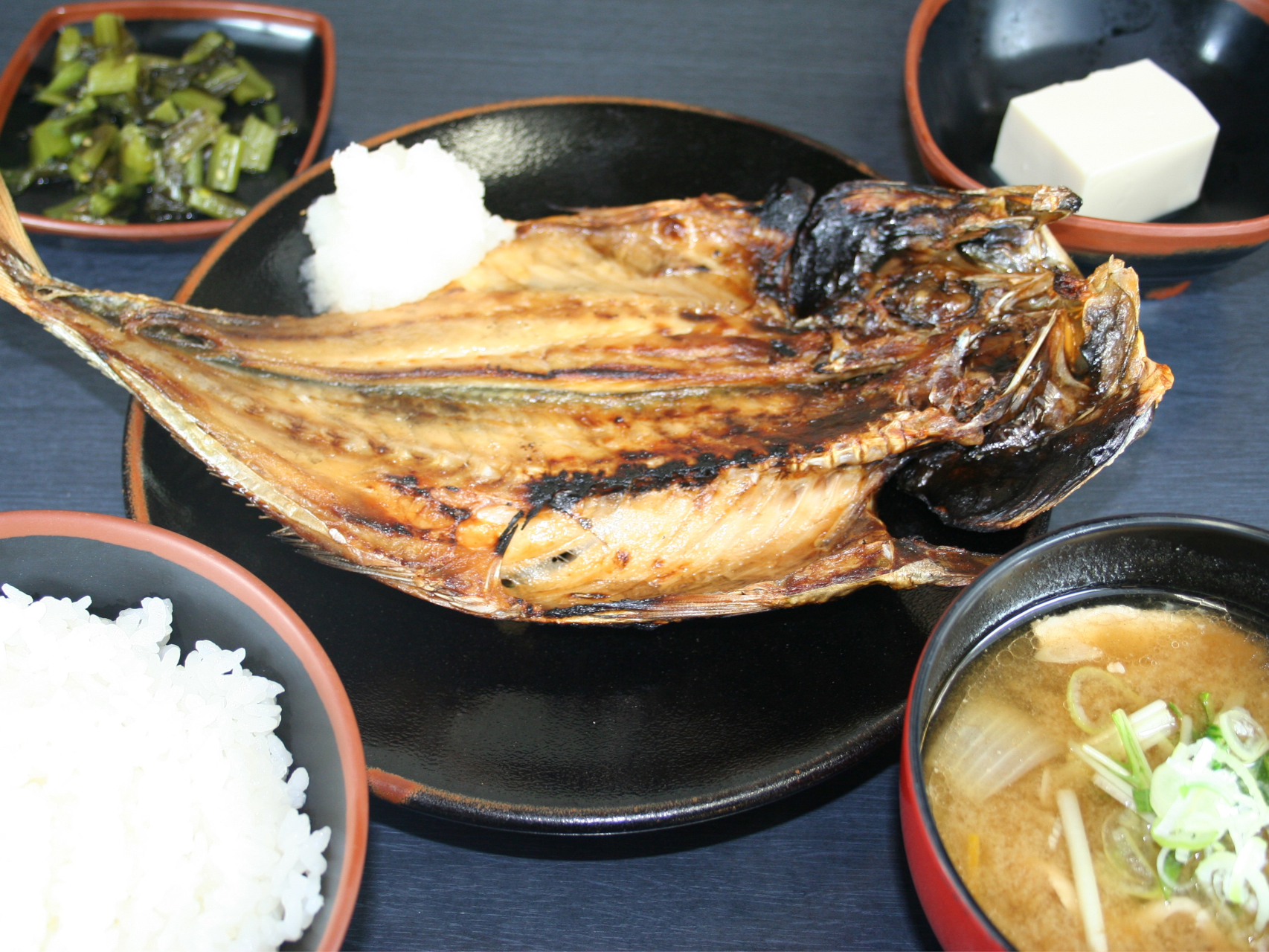 特選 焼魚定食（大、1100円）