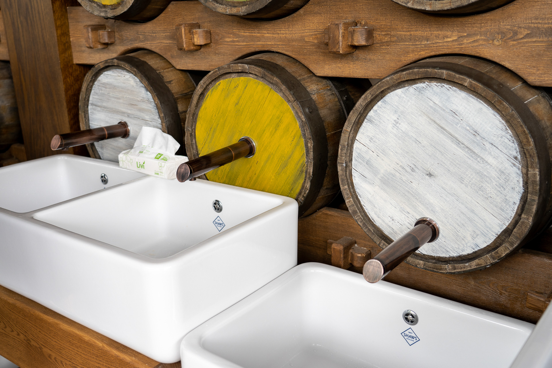 ジョッキを洗う場所を完備。持ち帰り用のビニールももらえて至れり尽くせり