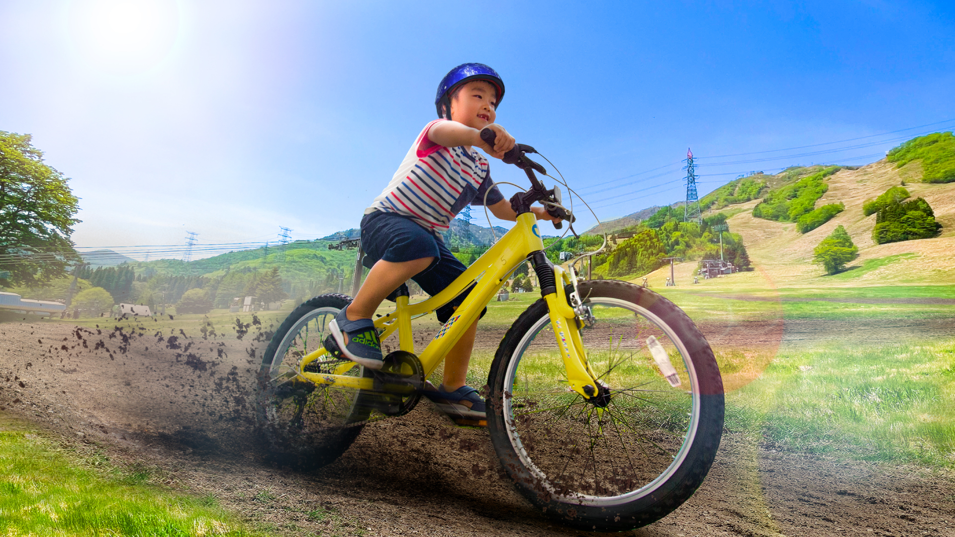 ストライダーに乗って全長約150mを走るダートコースと全長約420mあるキッズ専用のマウンテンバイクコースを新たに導入