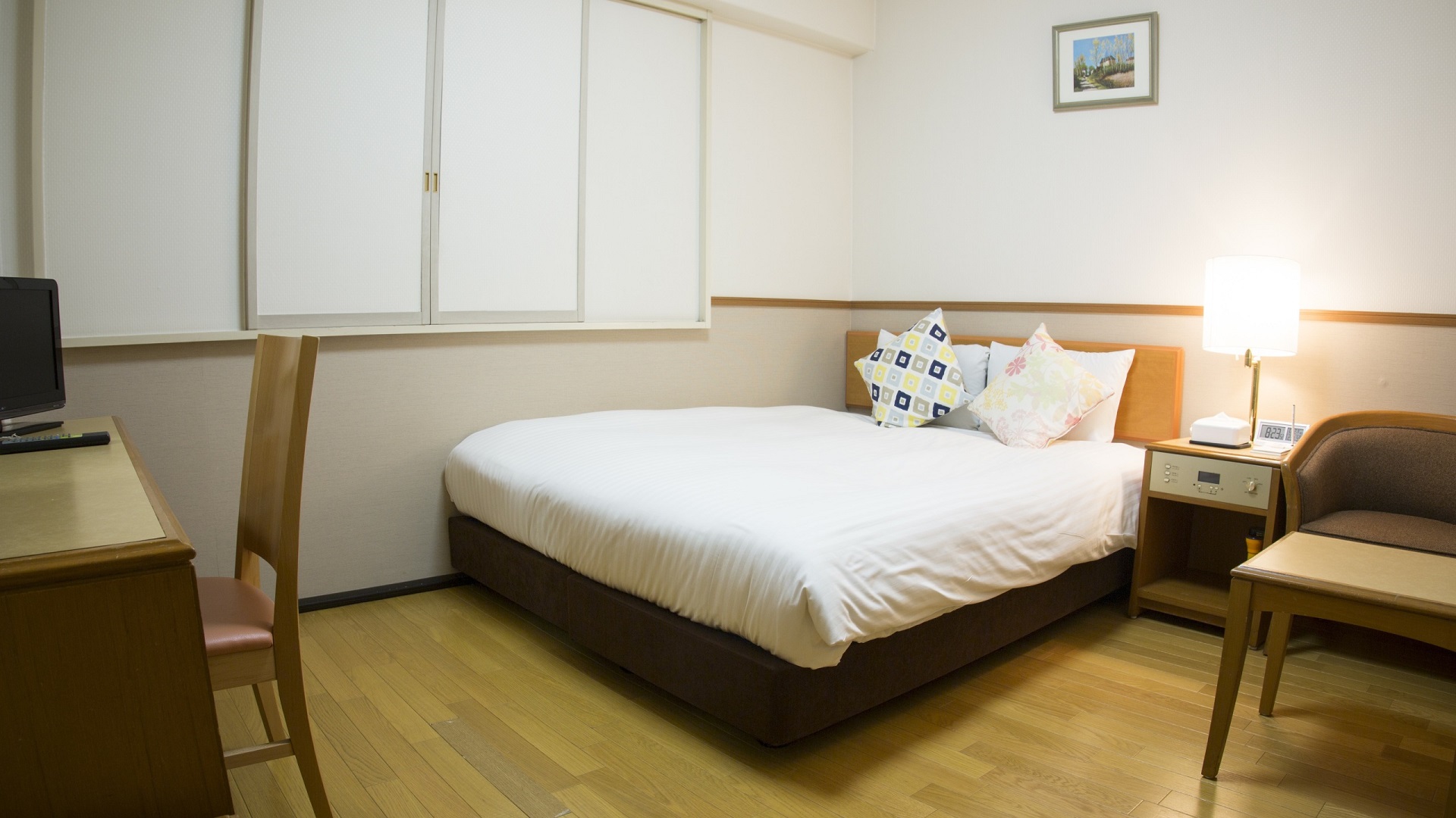 スタンダードクイーン（キッチン付）（2室）